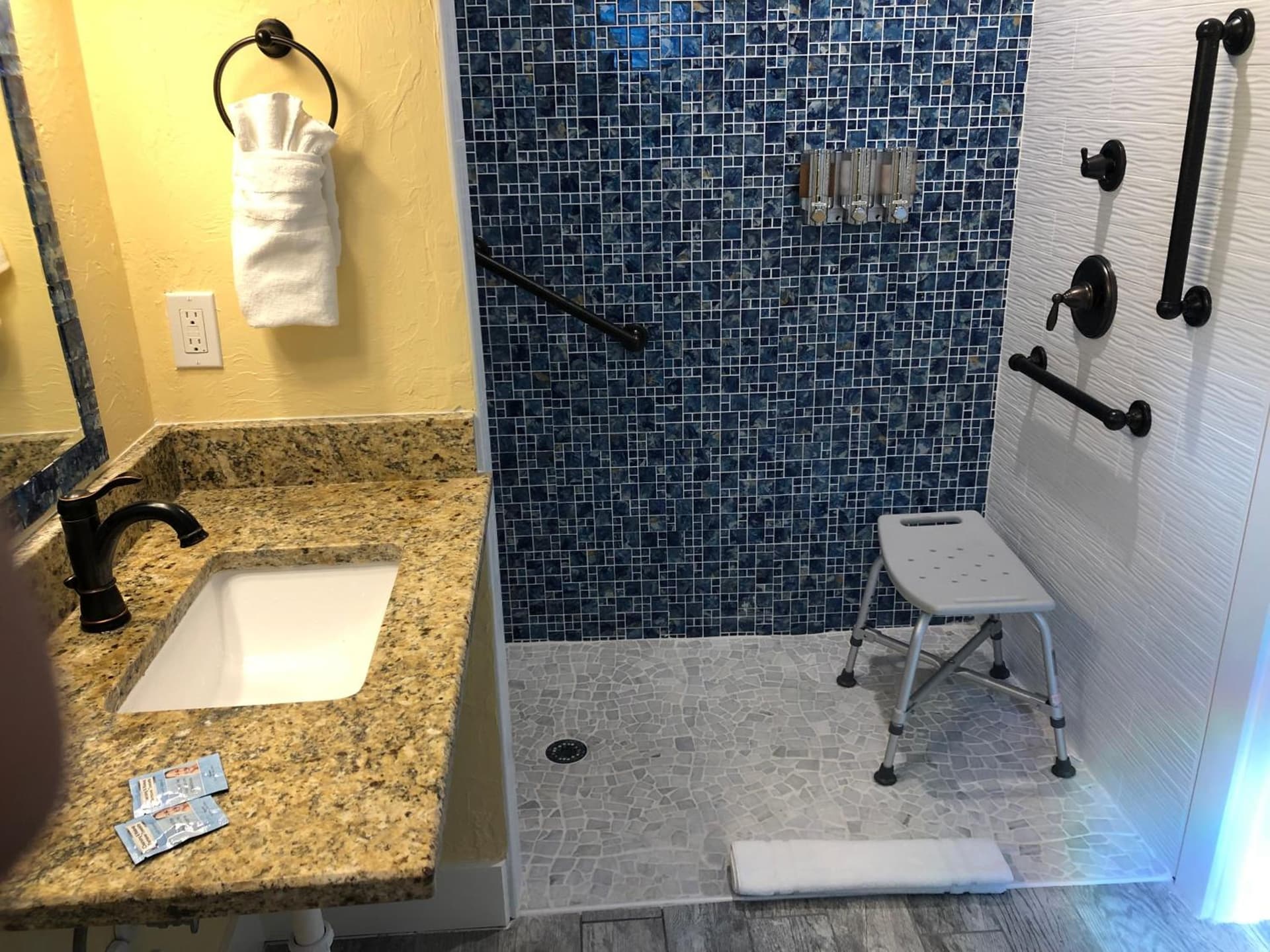 Siesta Key Palms Resort gallery photo in Sarasota, FL — image 252