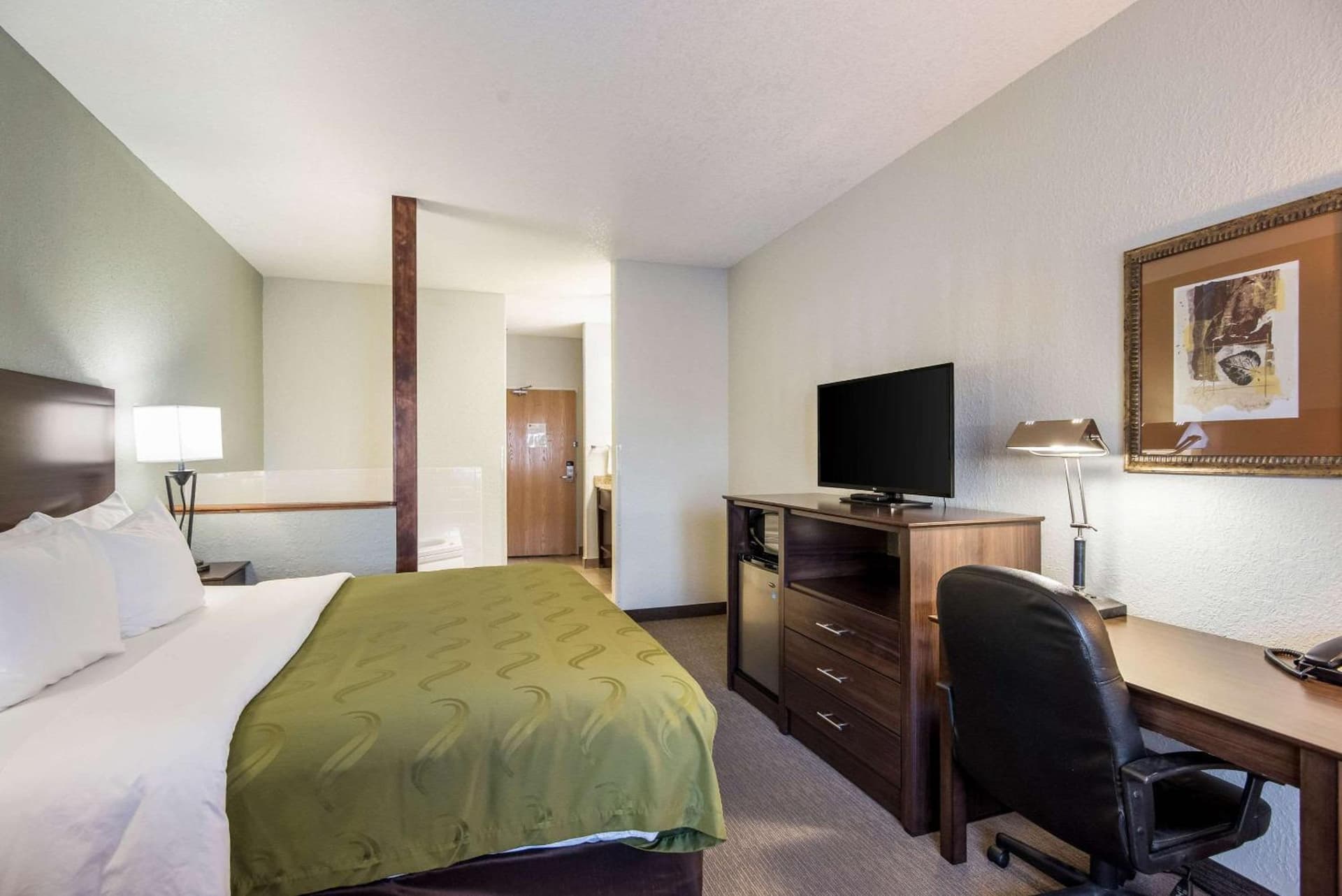 Quality Inn & Suites Pueblo West gallery photo in Pueblo, CO — image 18
