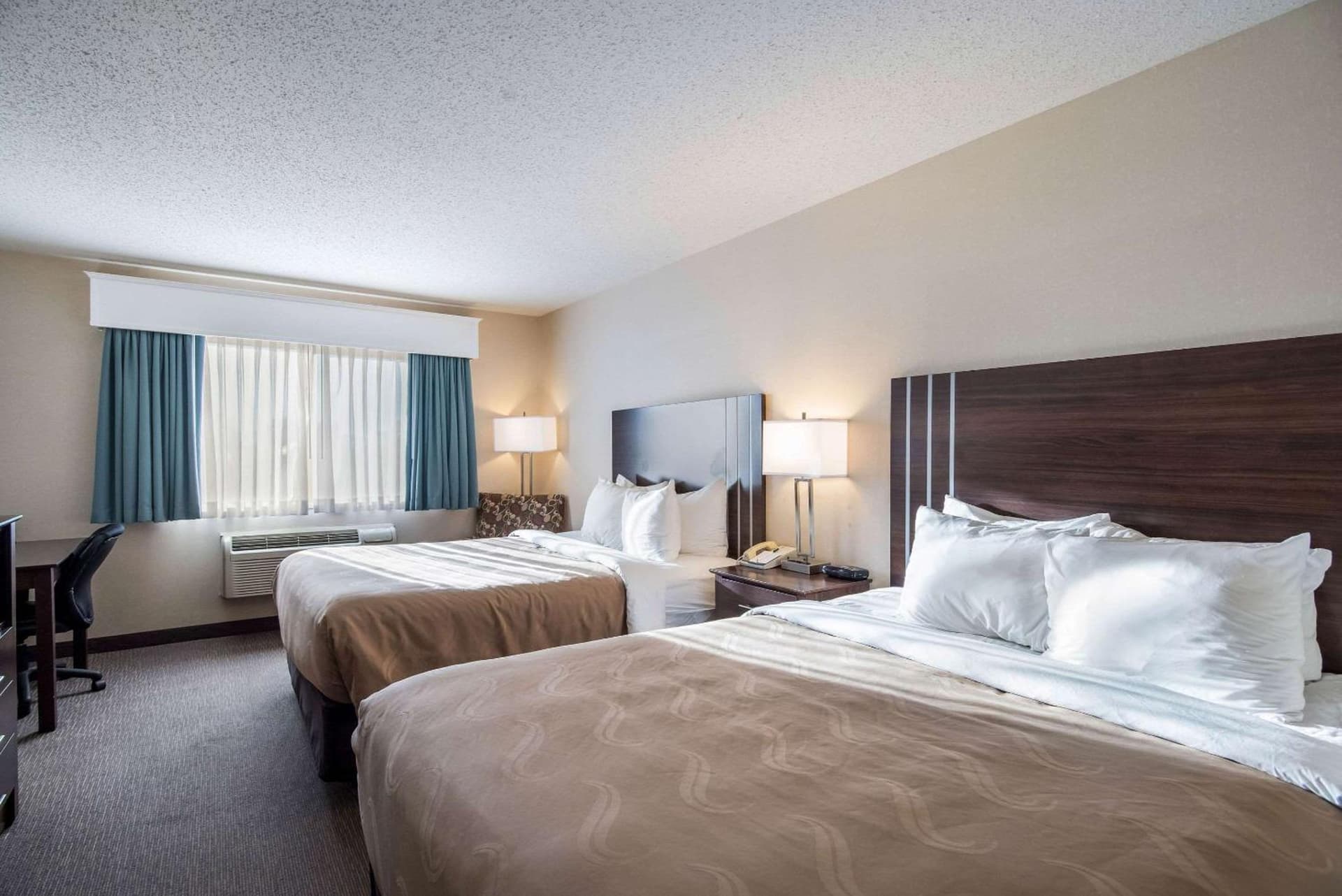 Quality Inn & Suites Pueblo West gallery photo in Pueblo, CO — image 17