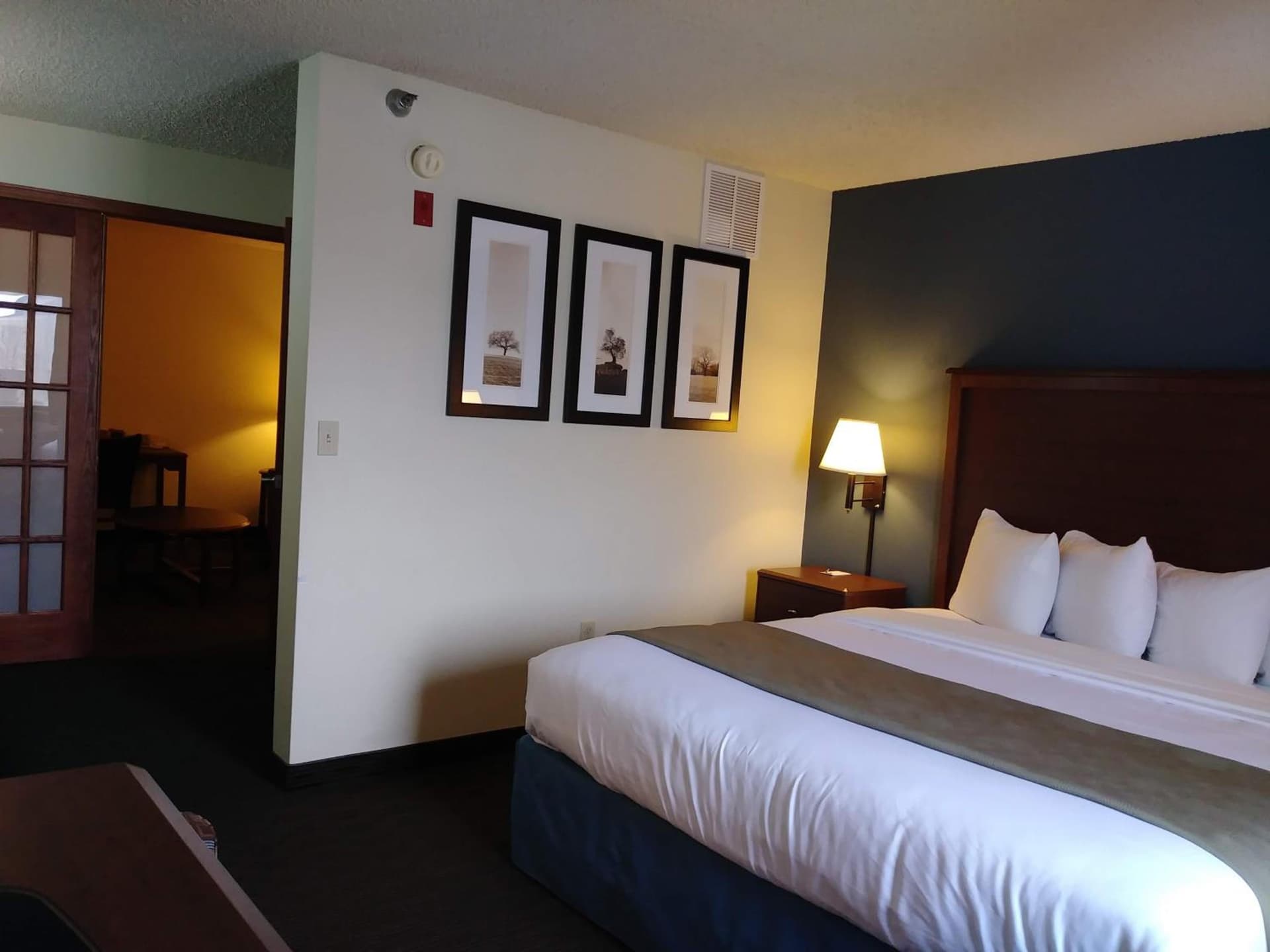 AmericInn by Wyndham Windsor Ft. Collins gallery photo in Fort Collins, CO — image 50
