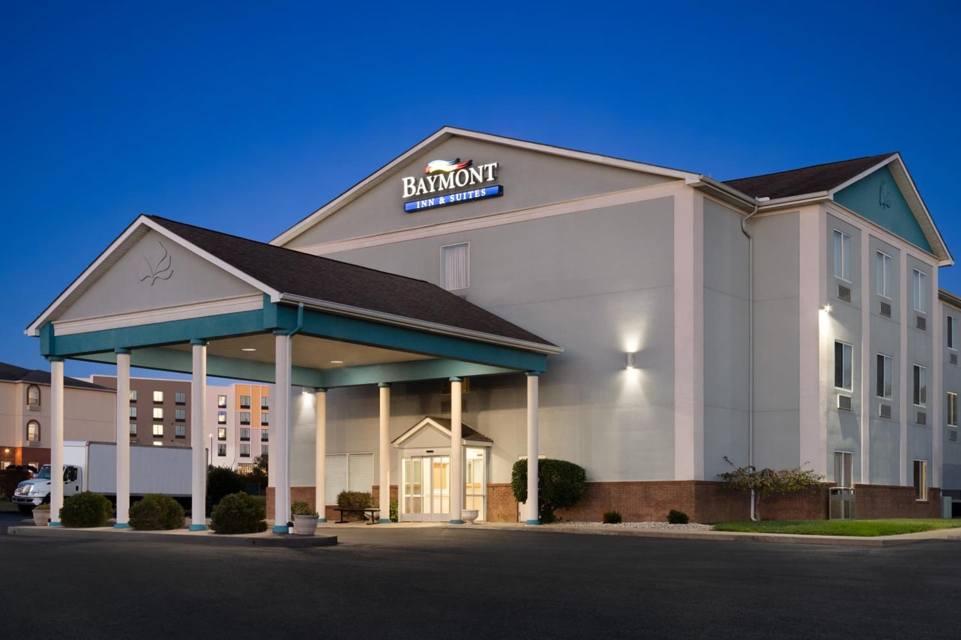 Baymont by Wyndham Elizabethtown featured exterior or lobby in Elizabethtown, KY — similar hotel