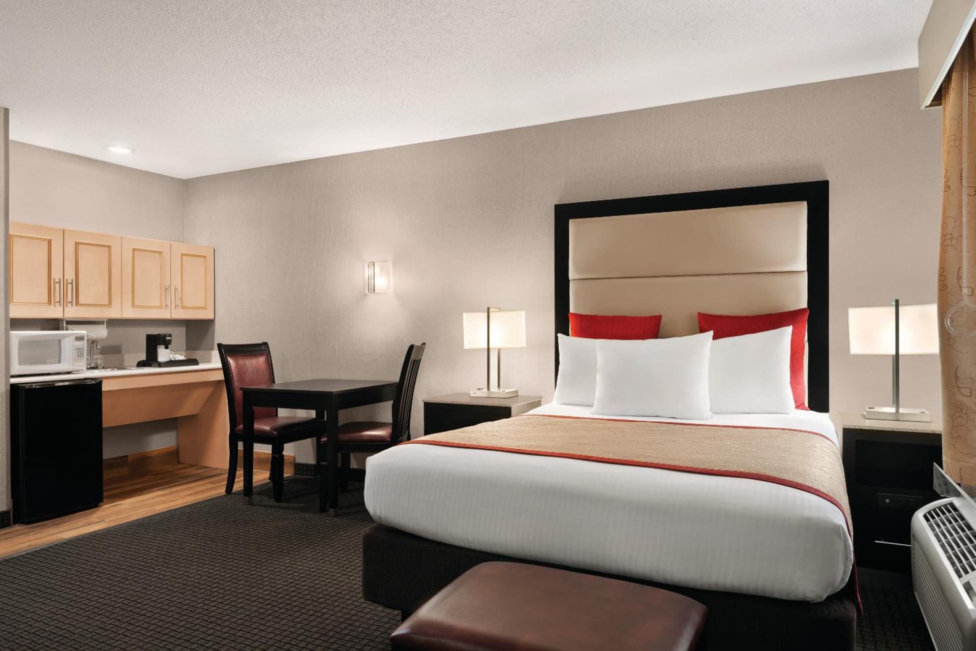 Lancaster Suites gallery photo in Lancaster, PA — image 9