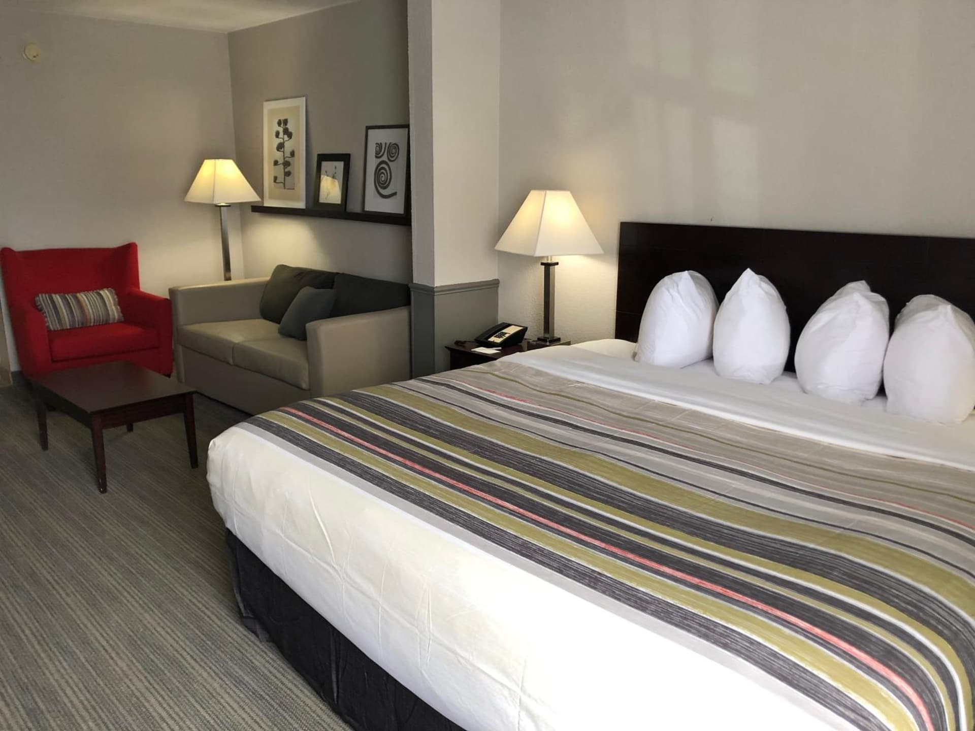 Country Inn & Suites by Radisson, Greenville, NC gallery photo in Winterville, NC — image 21