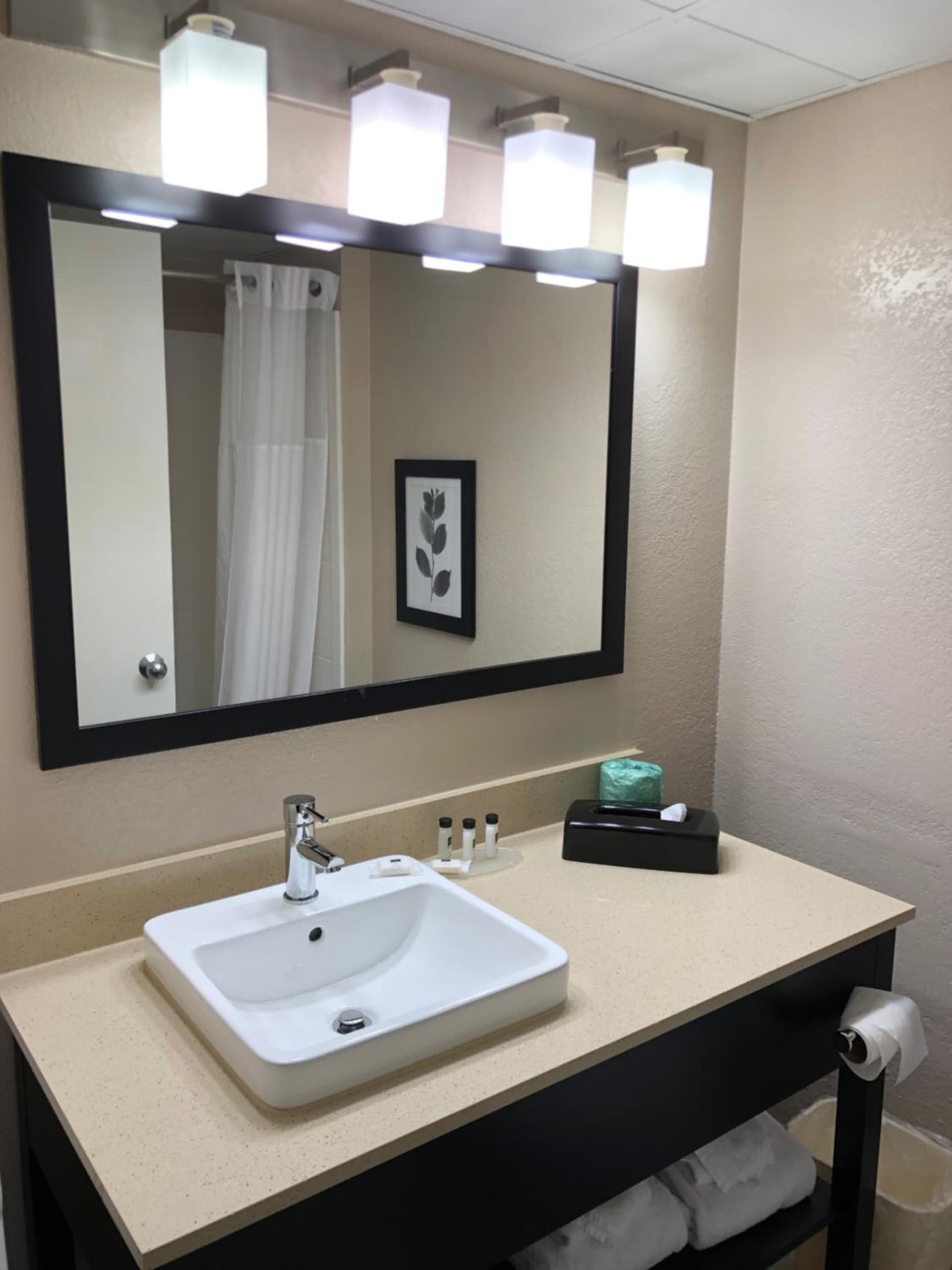 Country Inn & Suites by Radisson, Greenville, NC gallery photo in Winterville, NC — image 27