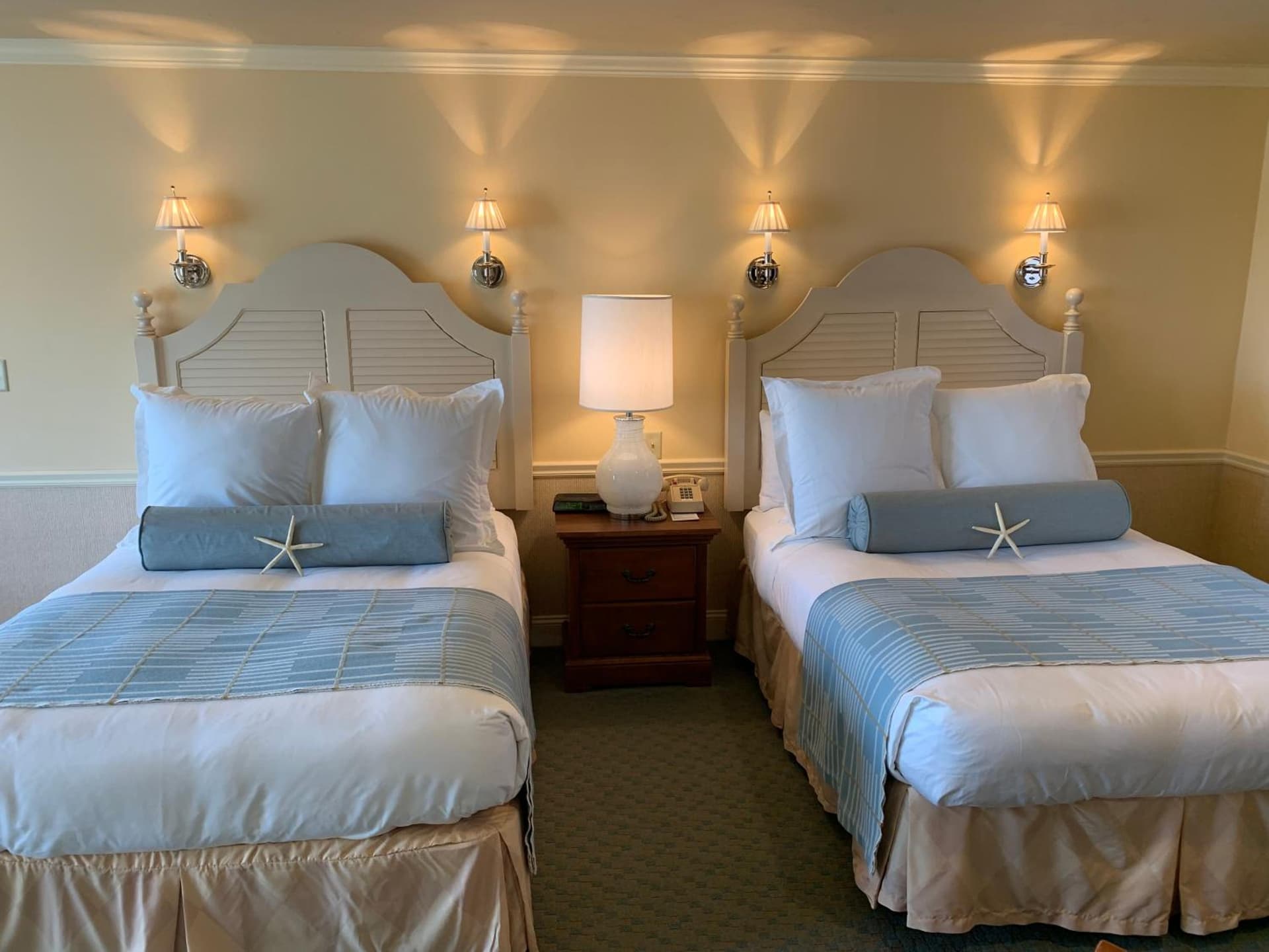 Anchor In Distinctive Waterfront Lodging gallery photo in Hyannis — image 83