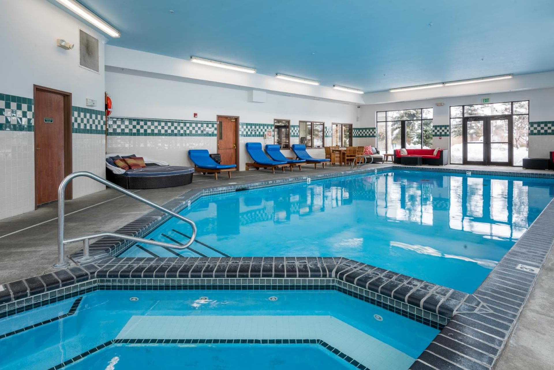 Wood River Inn & Suite interior in Hailey, ID — gallery photo 2