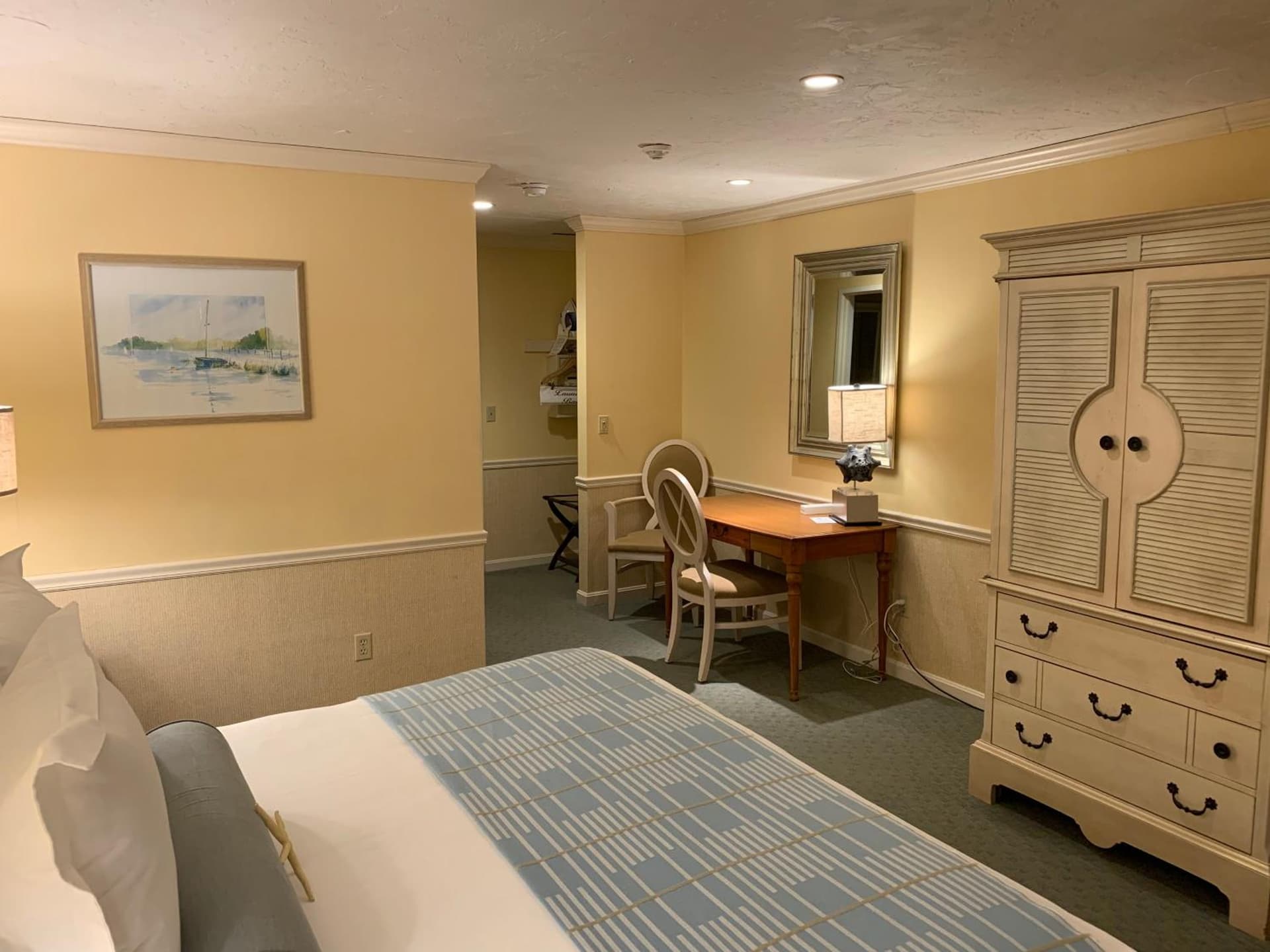 Anchor In Distinctive Waterfront Lodging gallery photo in Hyannis — image 15