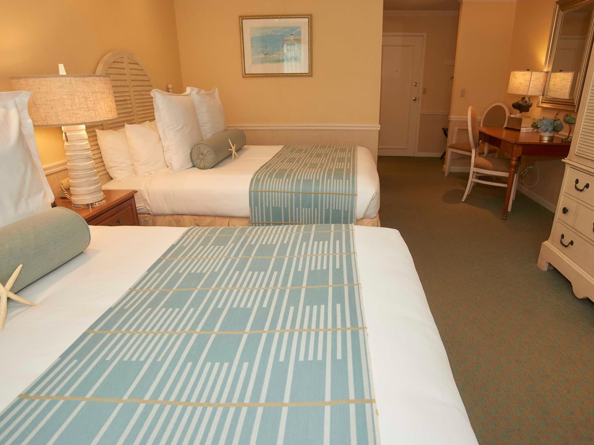 Anchor In Distinctive Waterfront Lodging interior in Hyannis — gallery photo 2