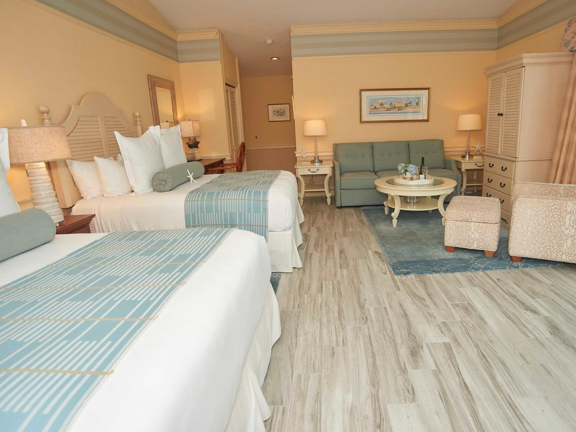 Anchor In Distinctive Waterfront Lodging gallery photo in Hyannis — image 32