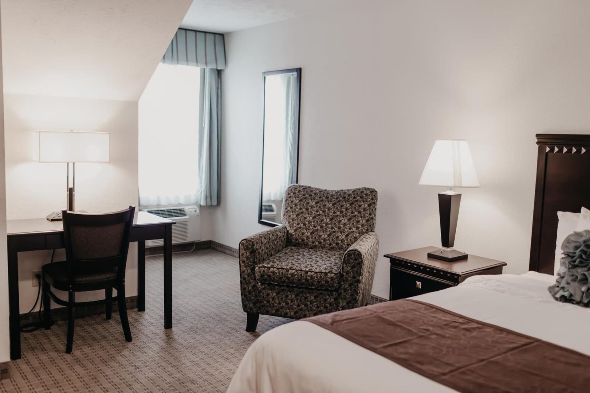 Eastland Suites Hotel & Conference Ctr, Trademark by Wyndham gallery photo in Bloomington, IL — image 30
