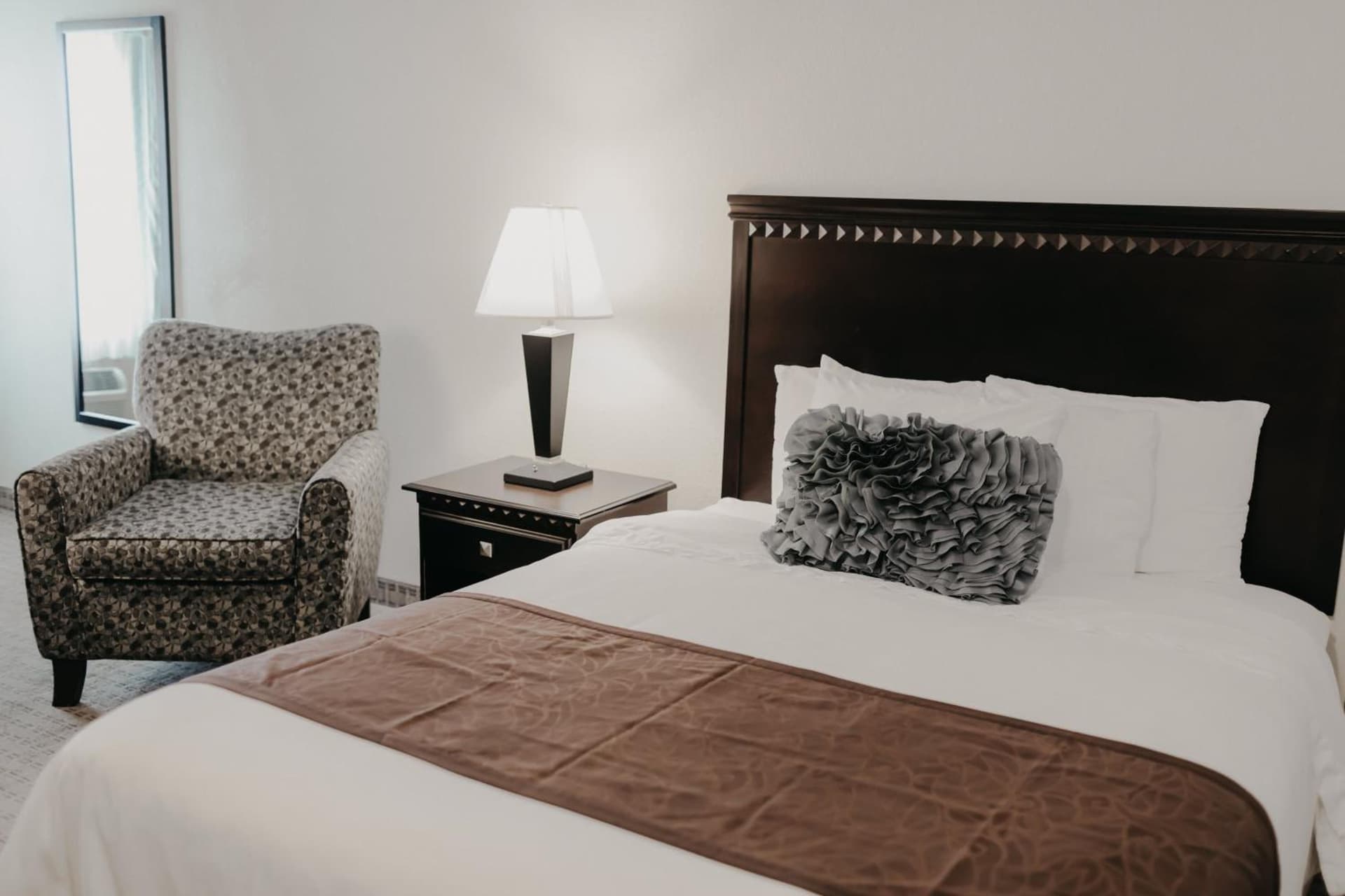 Eastland Suites Hotel & Conference Ctr, Trademark by Wyndham gallery photo in Bloomington, IL — image 40