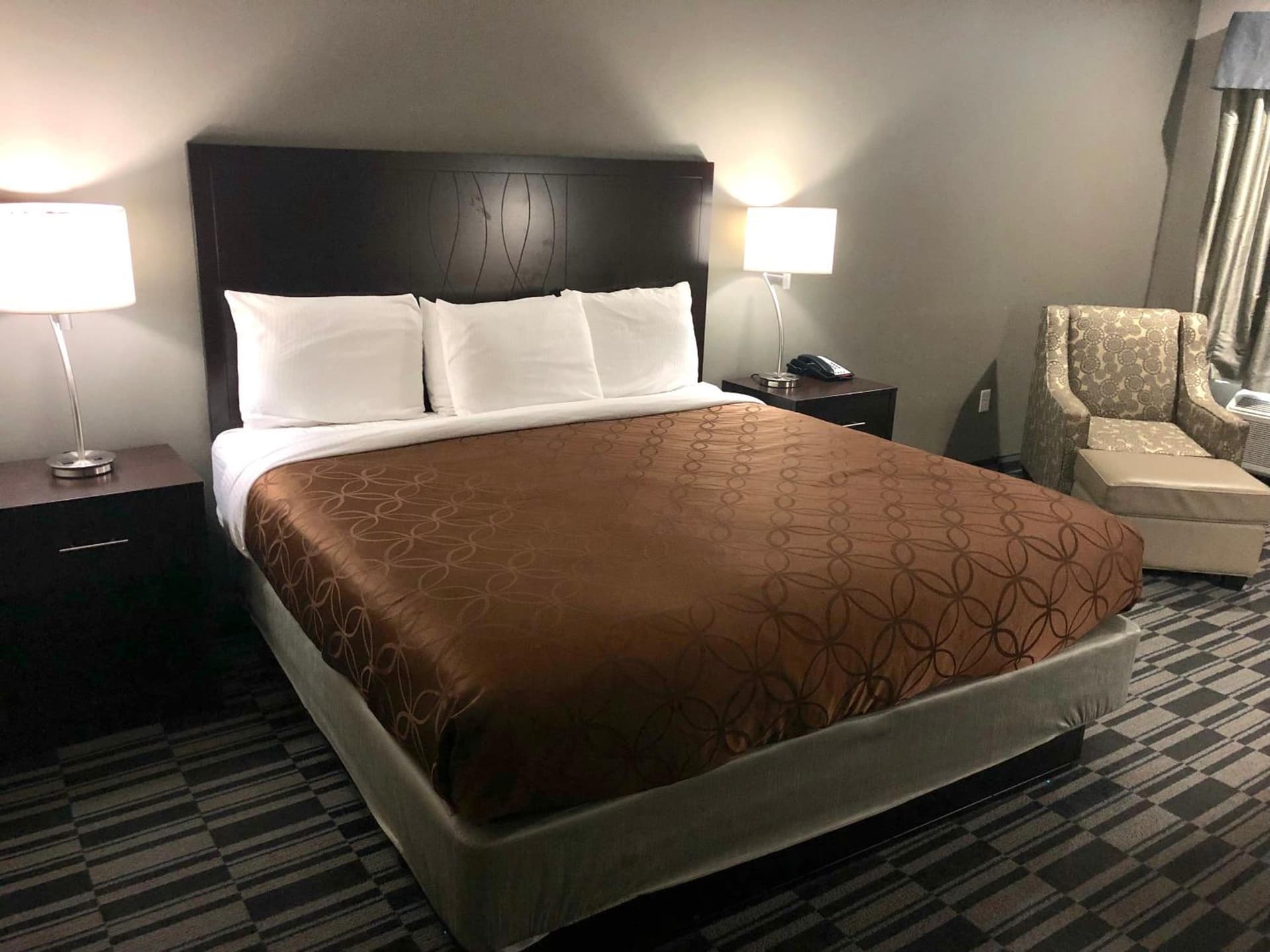 Catoosa Inn & Suites gallery photo in Catoosa, OK — image 23