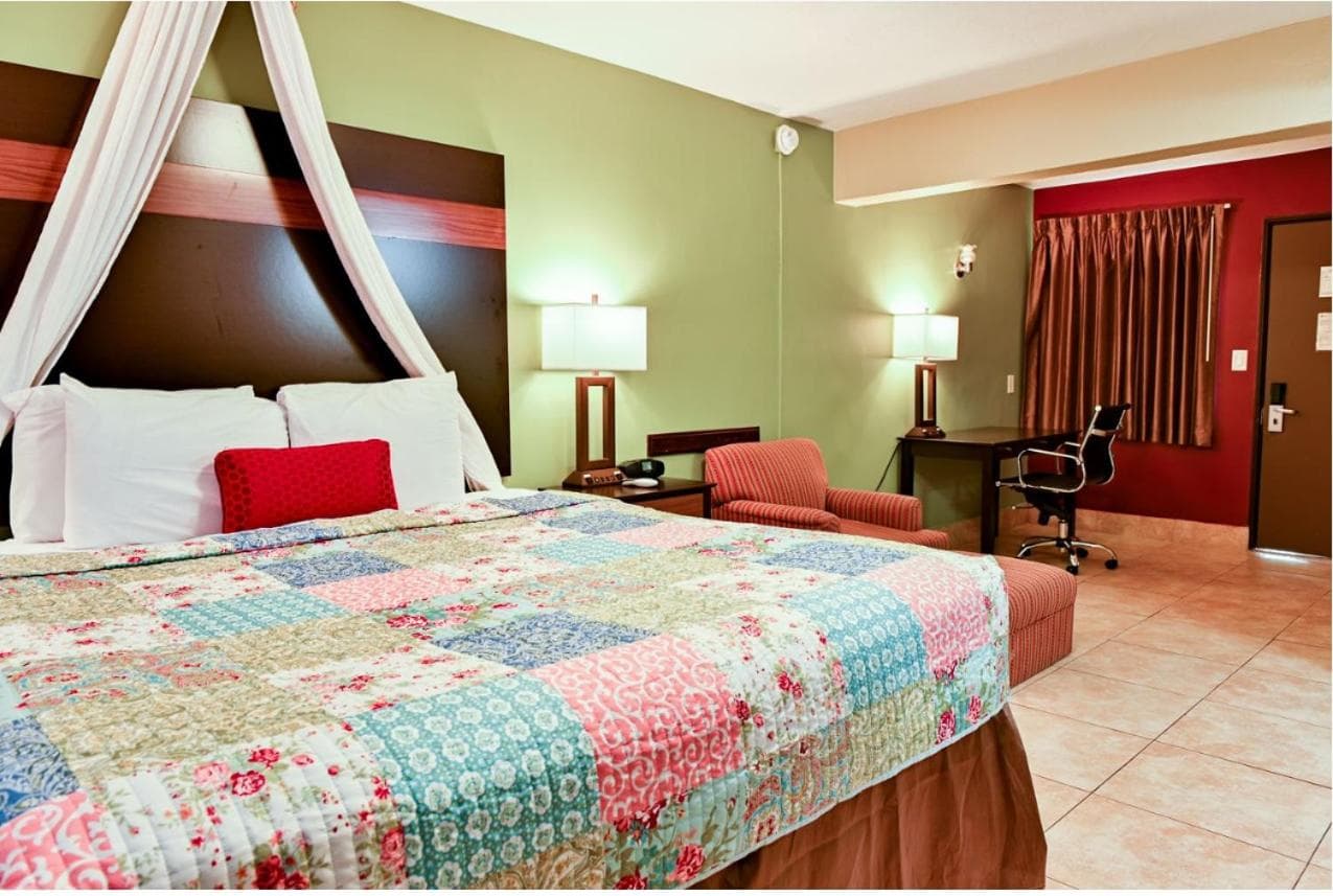 Oceans Beach Resort & Suites gallery photo in Pompano Beach, FL — image 34