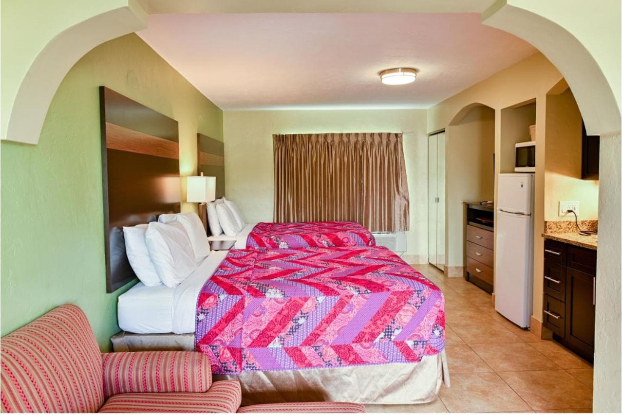 Oceans Beach Resort & Suites gallery photo in Pompano Beach, FL — image 67