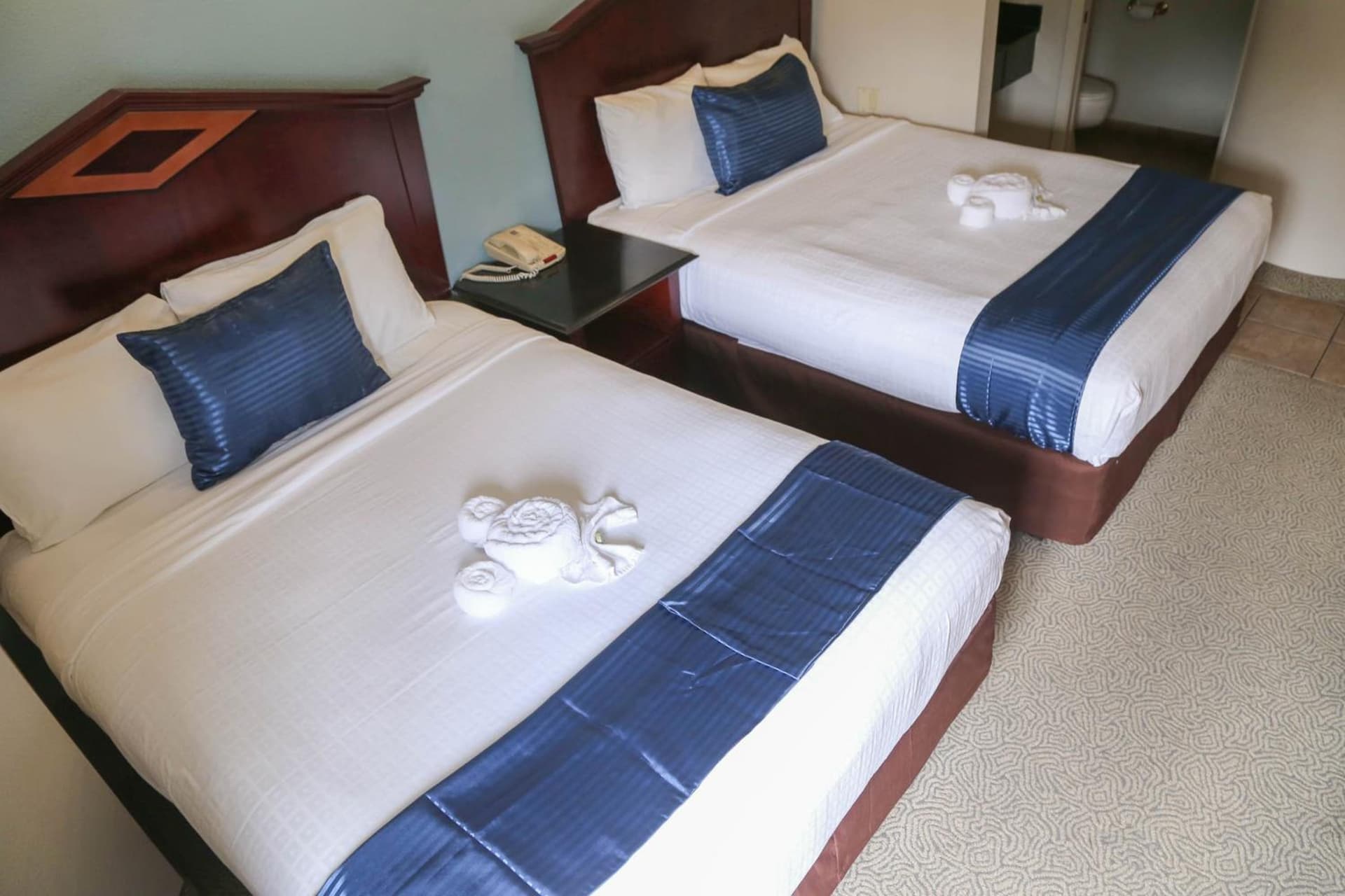 Destiny Palms Hotel Maingate West interior in Kissimmee, FL — gallery photo 2