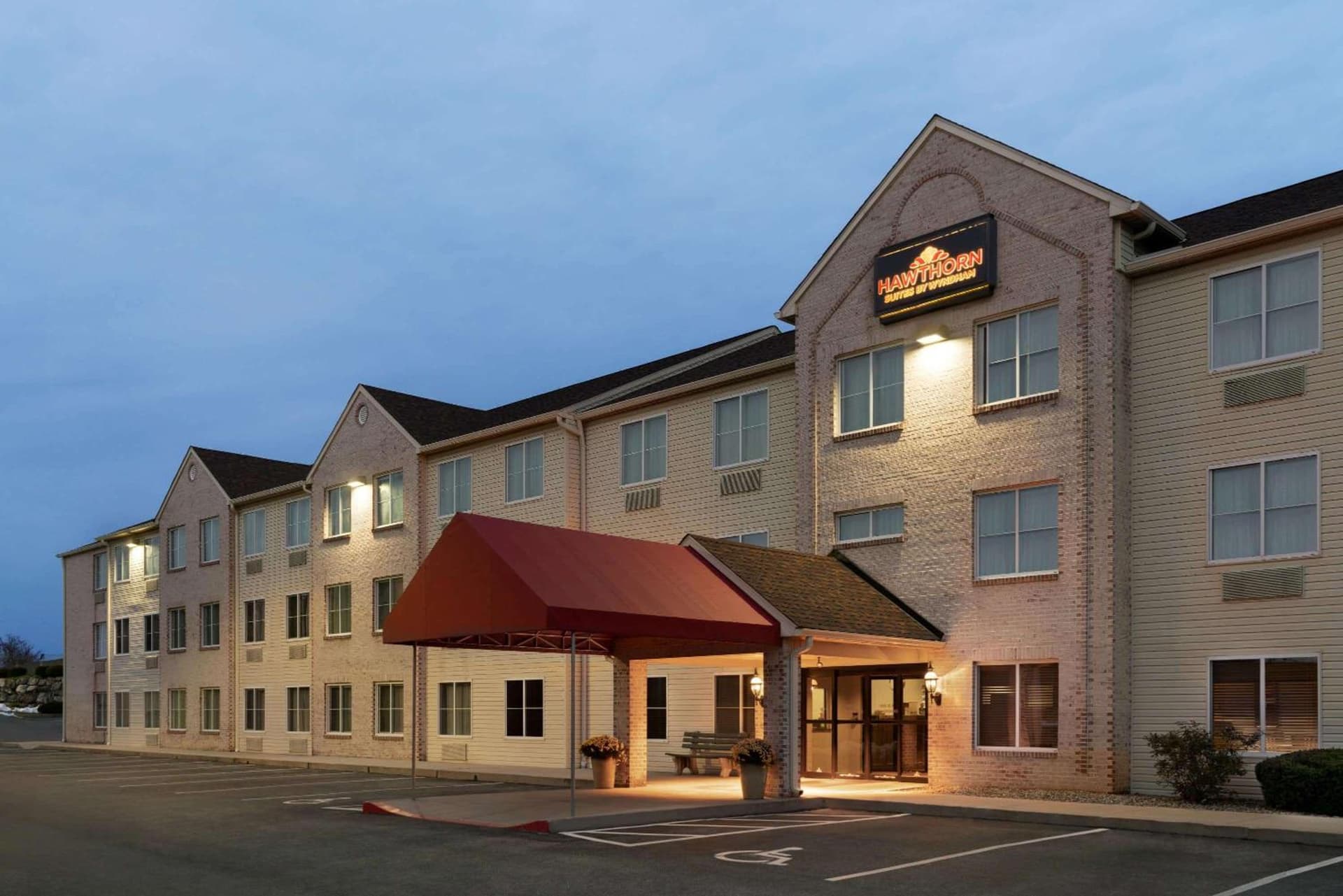 Lancaster Suites gallery photo in Lancaster, PA — image 36