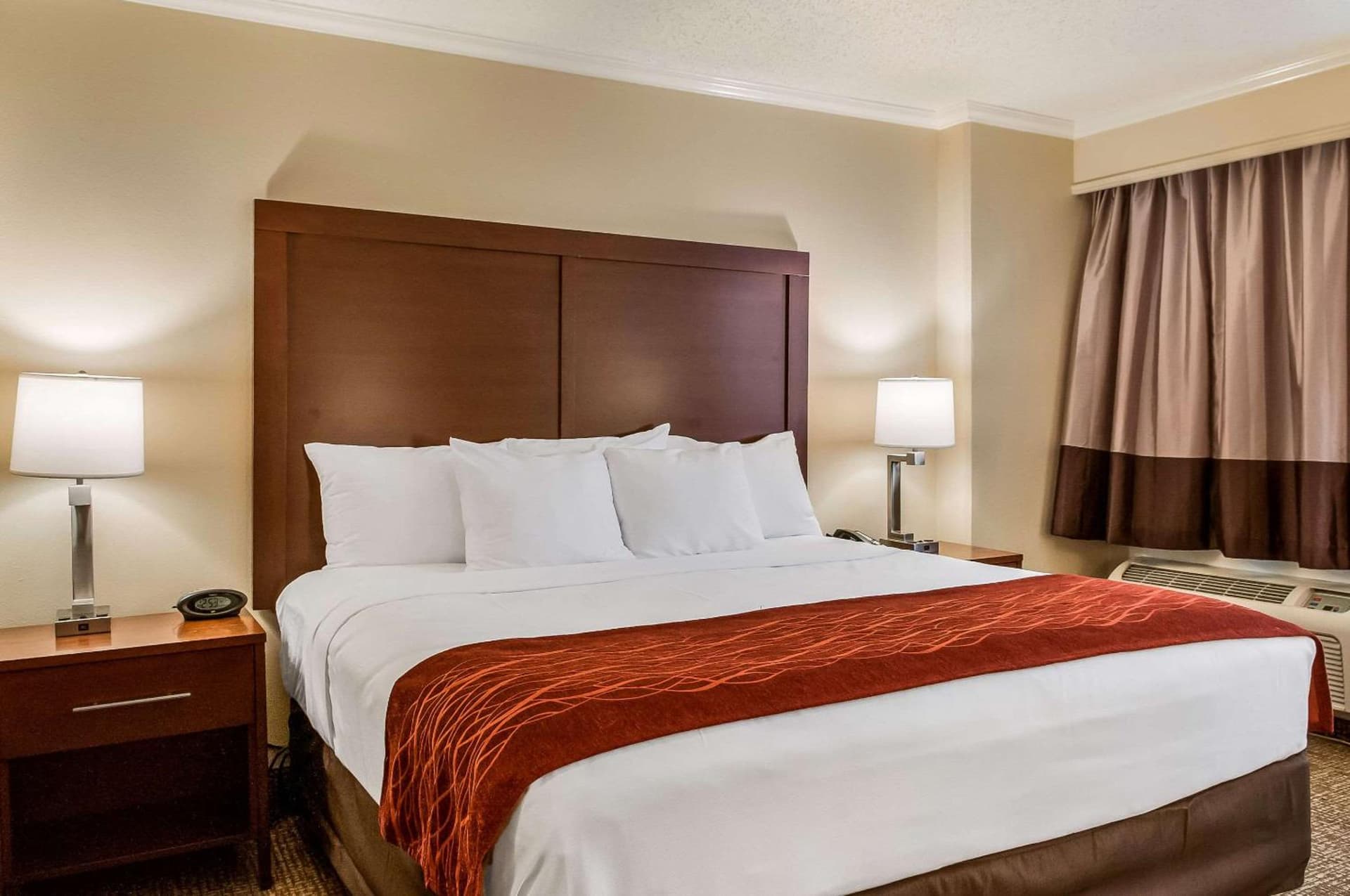 Comfort Inn & Suites At Copeland Tower gallery photo in Metairie, LA — image 28