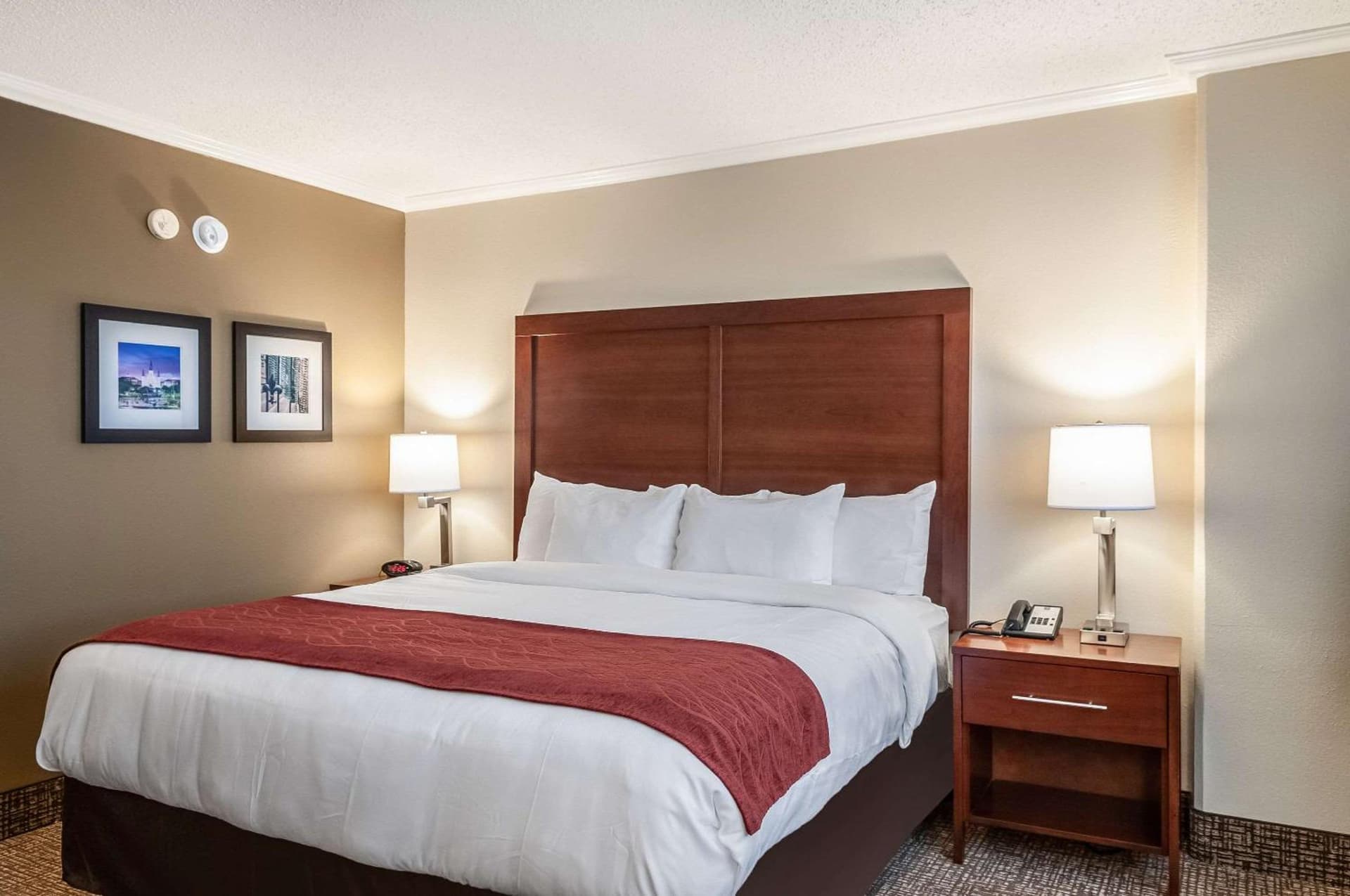 Comfort Inn & Suites At Copeland Tower gallery photo in Metairie, LA — image 13