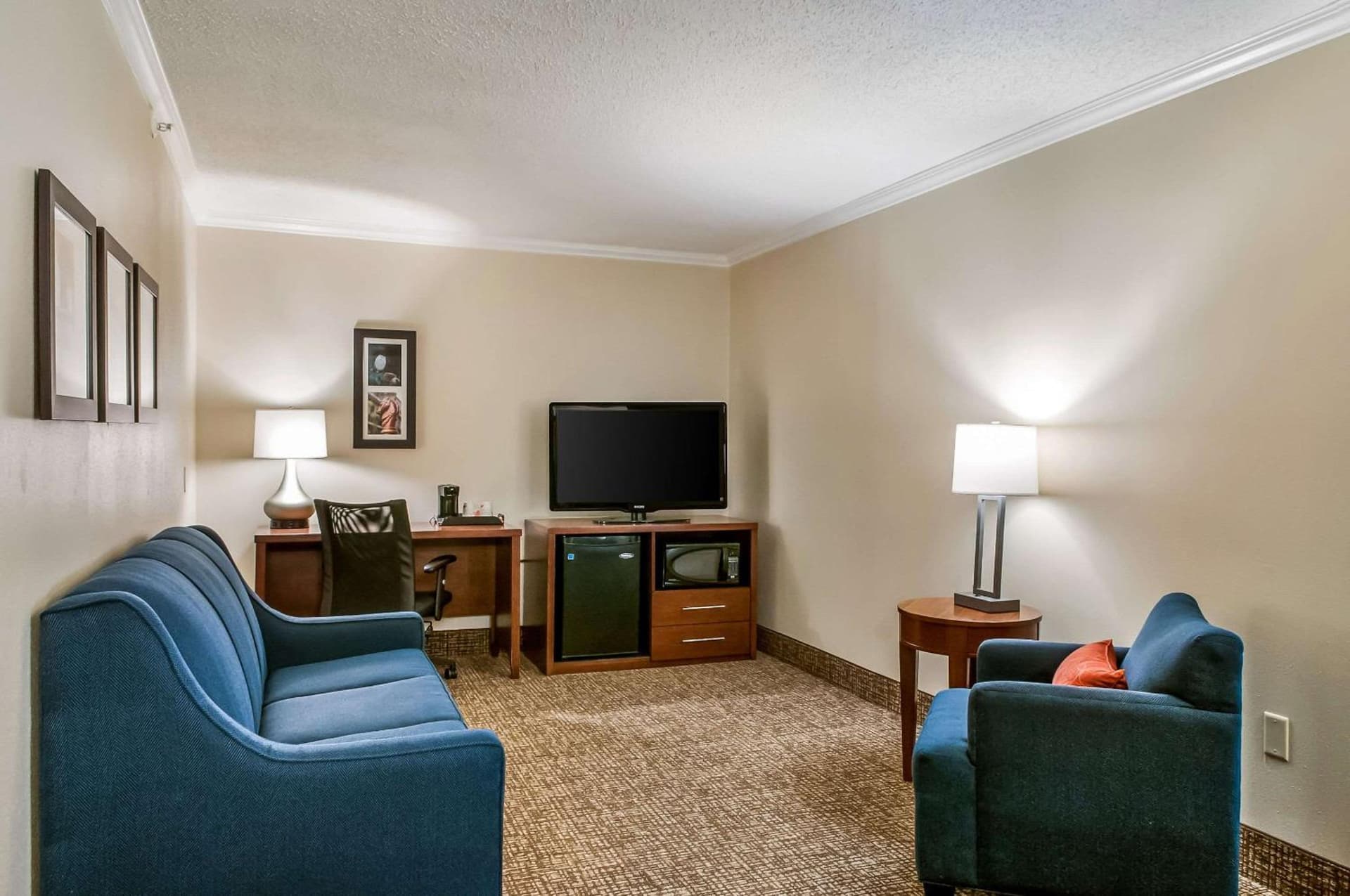 Comfort Inn & Suites At Copeland Tower gallery photo in Metairie, LA — image 23