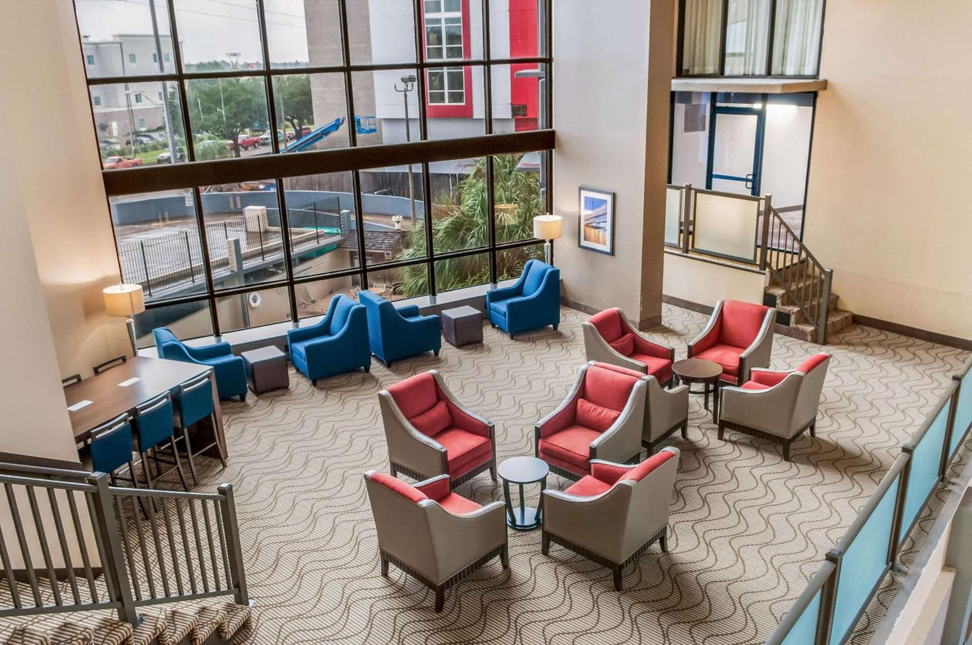 Comfort Inn & Suites At Copeland Tower gallery photo in Metairie, LA — image 7
