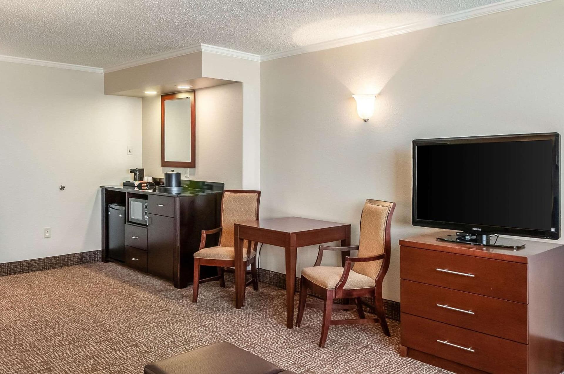 Comfort Inn & Suites At Copeland Tower gallery photo in Metairie, LA — image 27