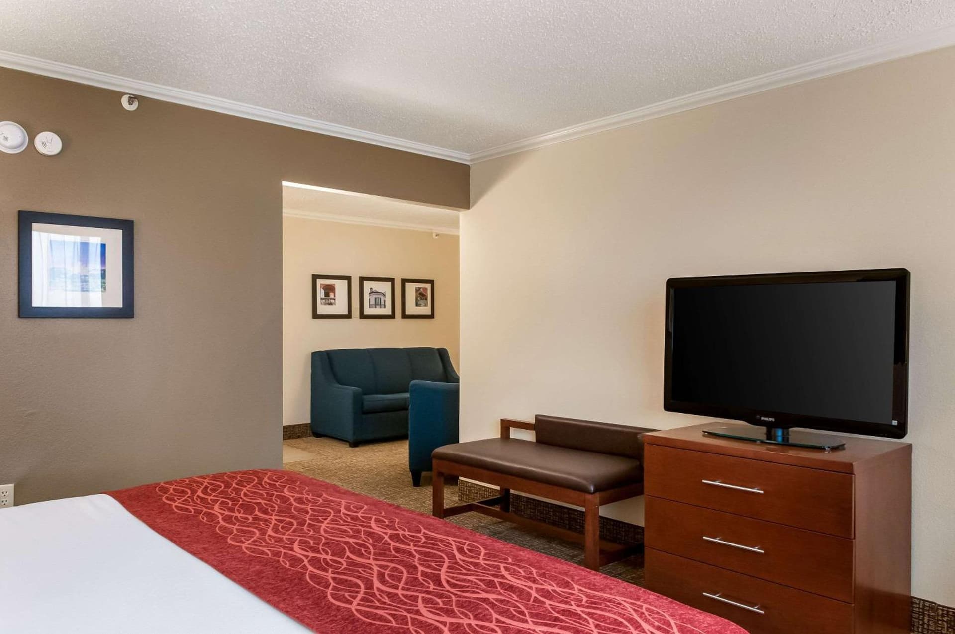 Comfort Inn & Suites At Copeland Tower gallery photo in Metairie, LA — image 10