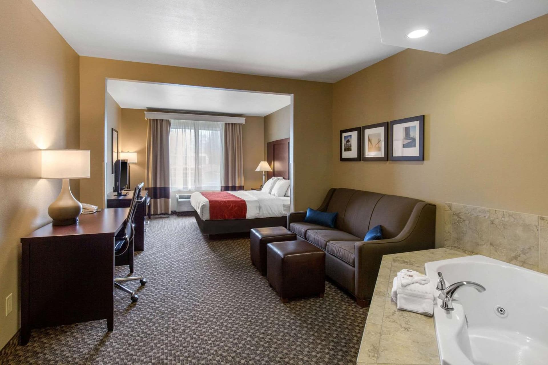 Comfort Suites Seaford gallery photo in Seaford, DE — image 9