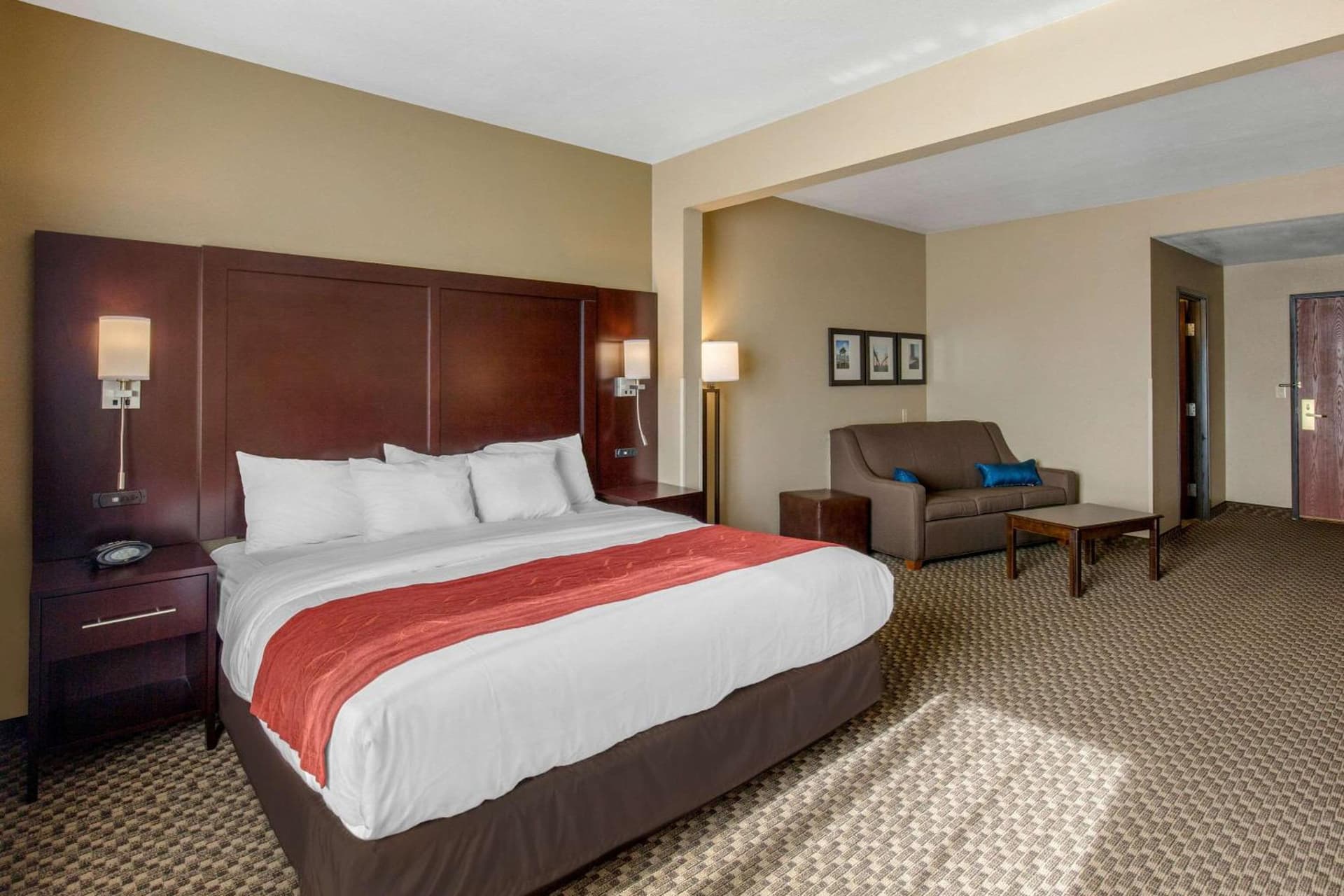 Comfort Suites Seaford gallery photo in Seaford, DE — image 37