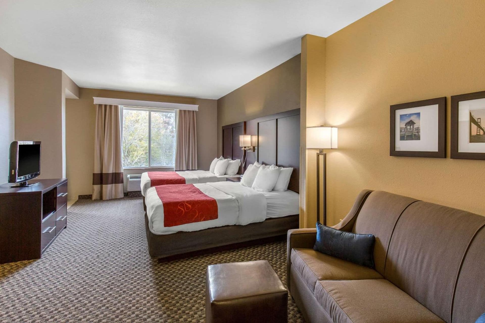 Comfort Suites Seaford gallery photo in Seaford, DE — image 26