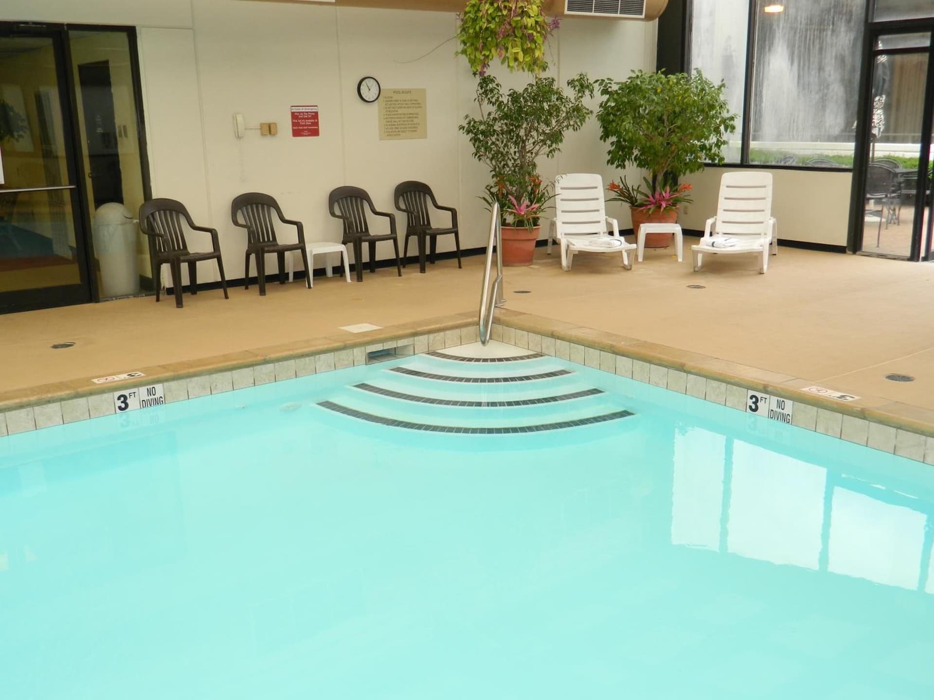 Capital Plaza Hotel interior in Frankfort, KY — gallery photo 2