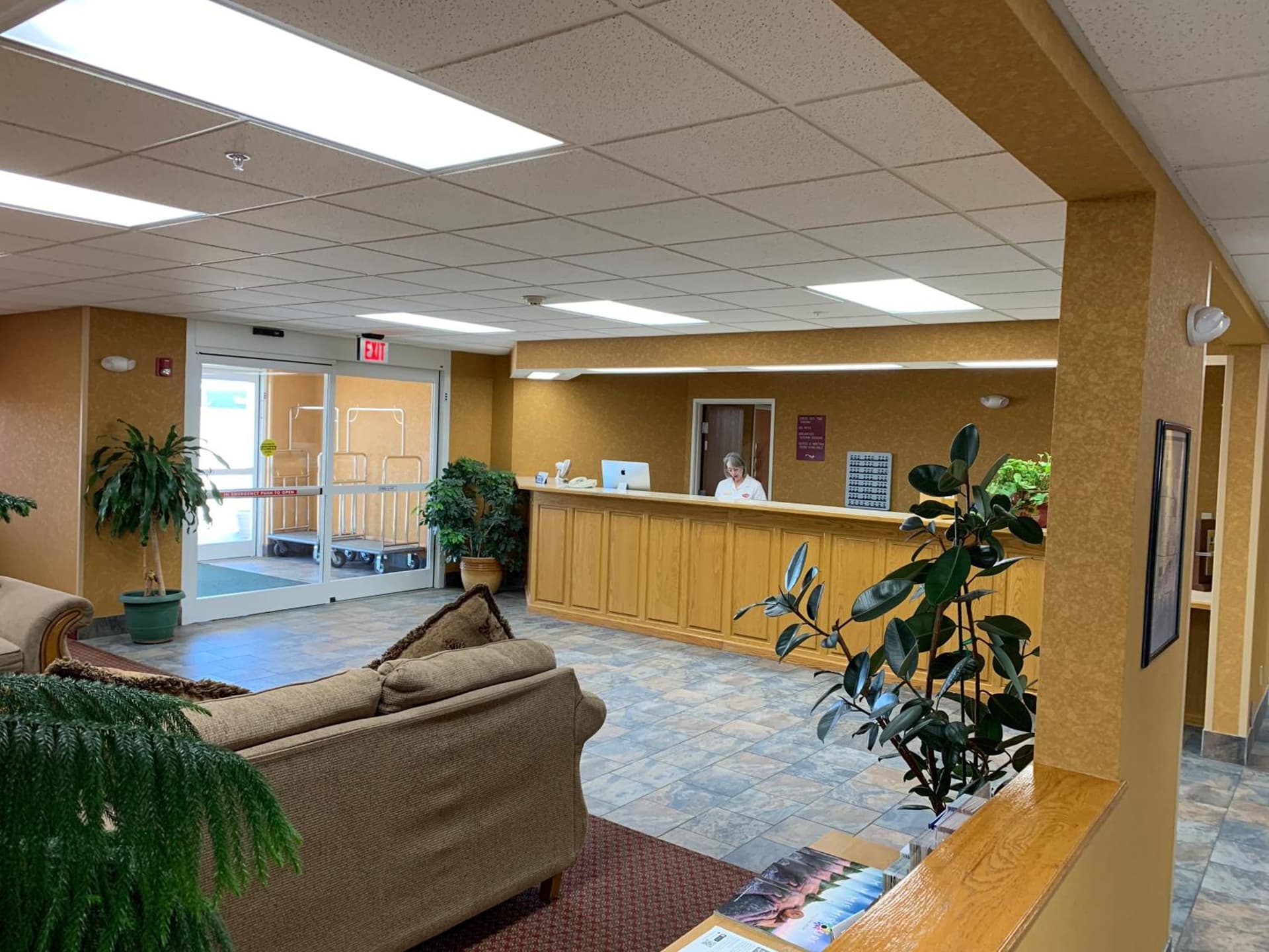 Parkfield Inn - Clinton property views in Clinton, MO — gallery photo 3