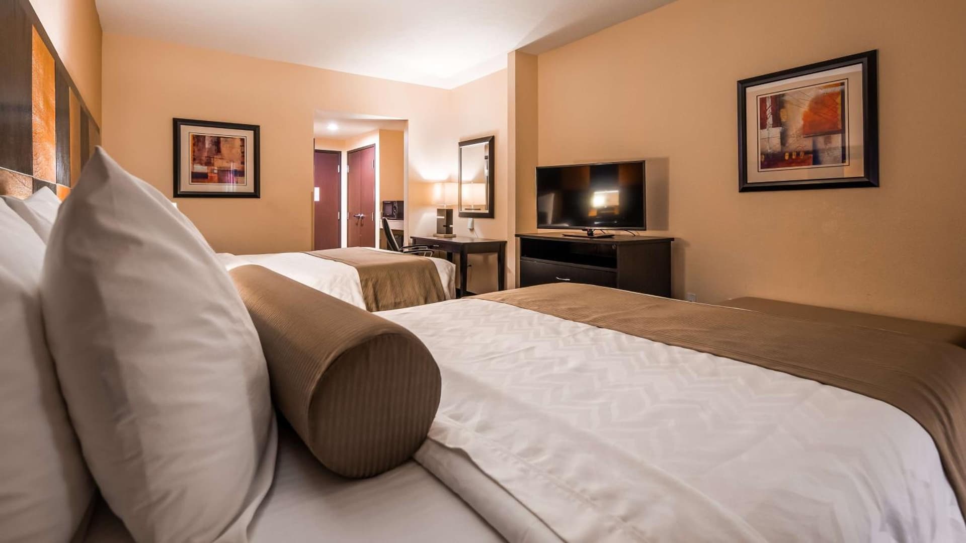 Best Western Plus Airport Inn & Suites gallery photo in Salt Lake City, UT — image 4