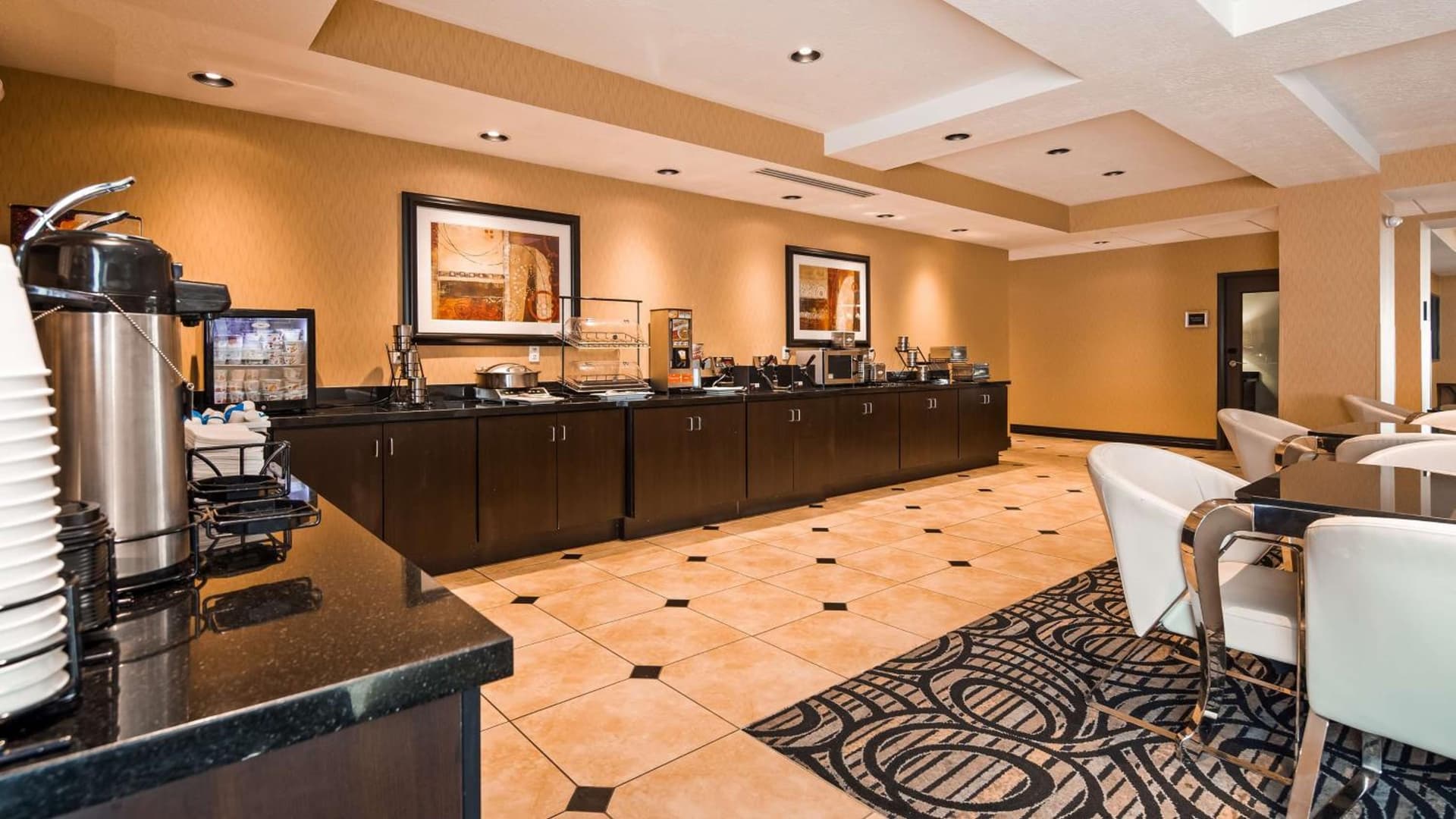 Best Western Plus Airport Inn & Suites gallery photo in Salt Lake City, UT — image 16