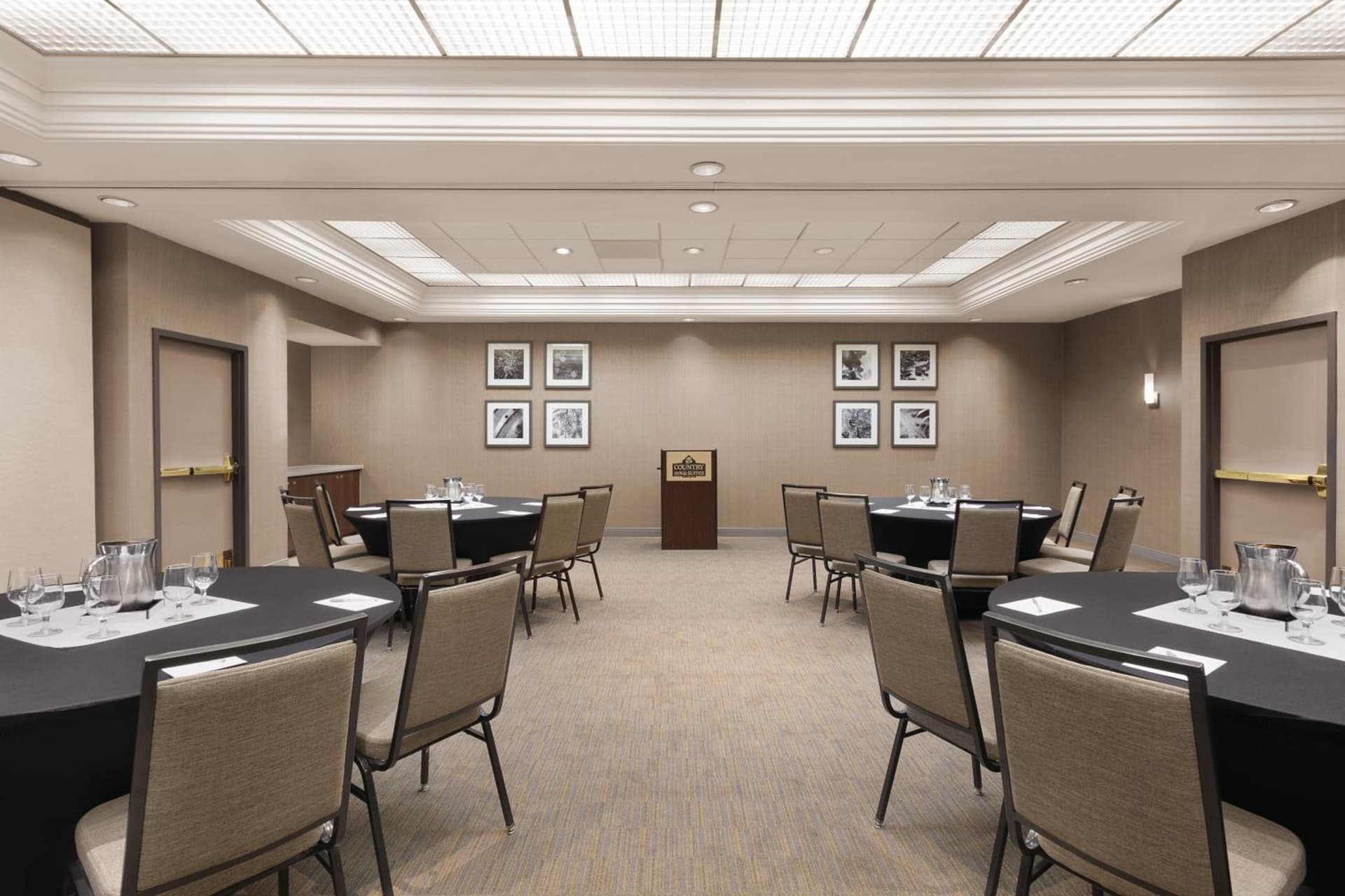 Country Inn & Suites by Radisson, Seattle-Bothell, WA gallery photo in Bothell, WA — image 20