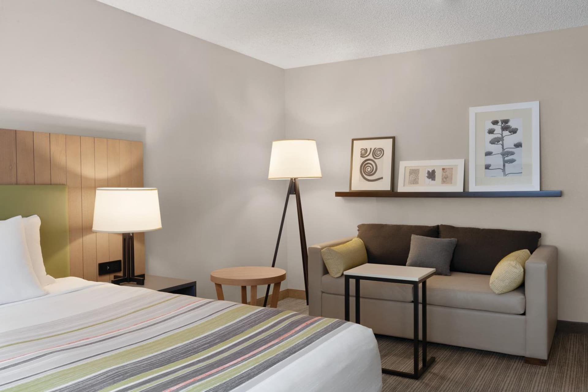 Country Inn & Suites by Radisson, Seattle-Bothell, WA gallery photo in Bothell, WA — image 28