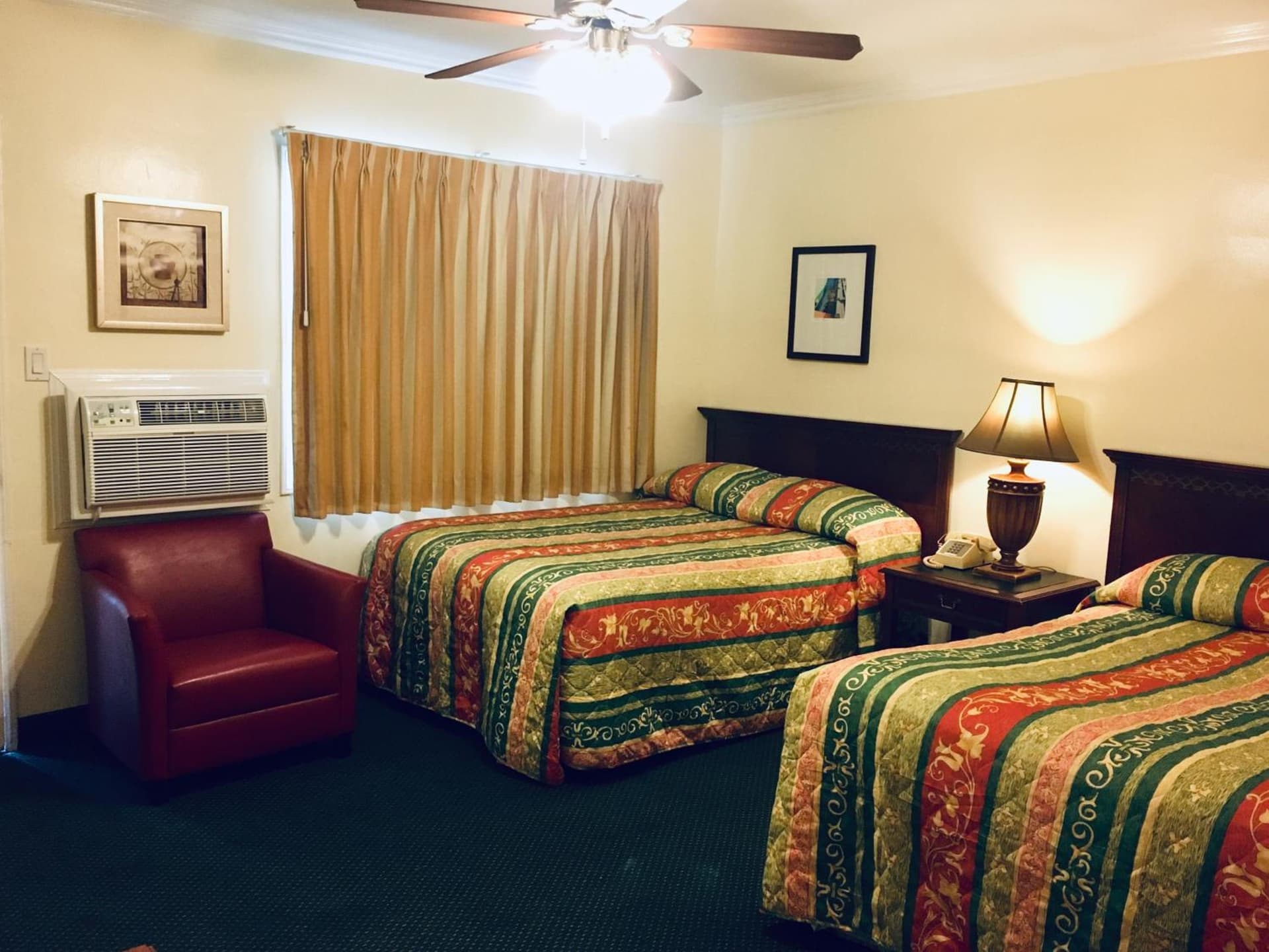 Los Feliz Hotel property views in Glendale, CA — gallery photo 3