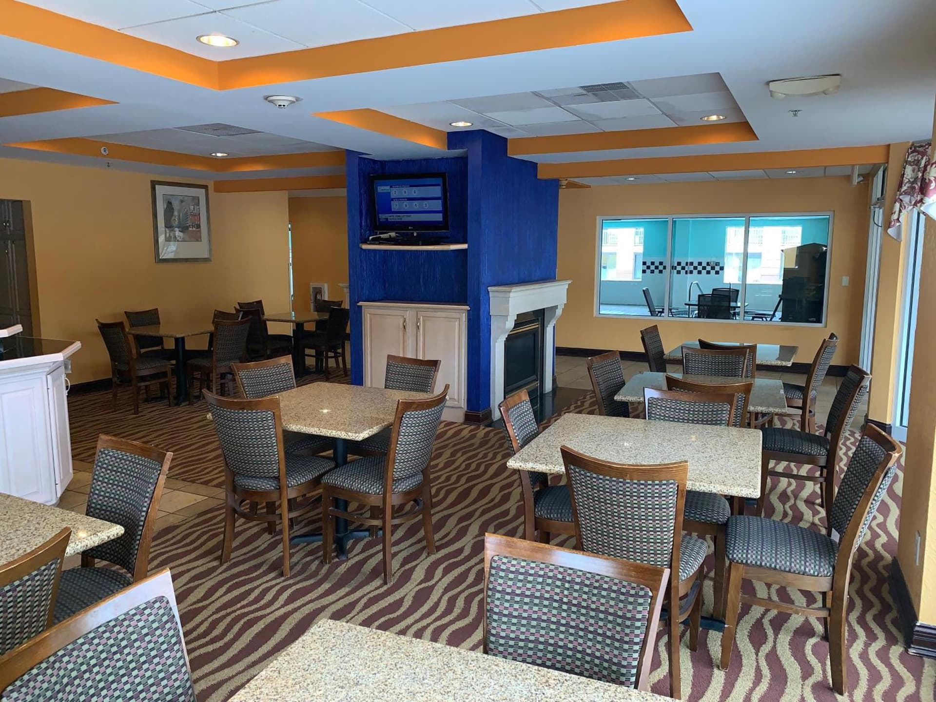 Days Inn & Suites by Wyndham Albany gallery photo in Albany, NY — image 15