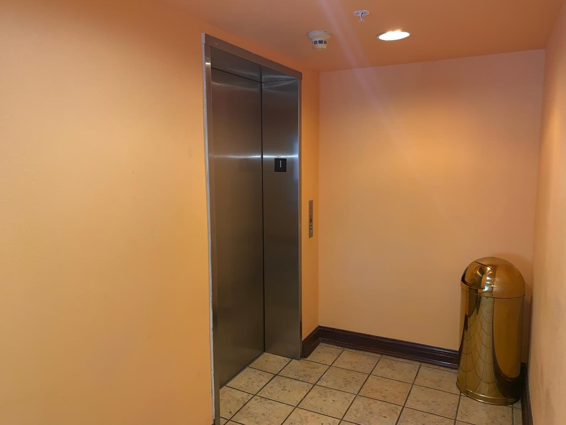 Days Inn & Suites by Wyndham Albany gallery photo in Albany, NY — image 44