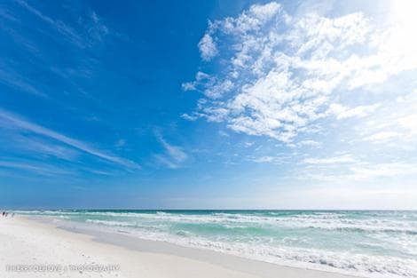 Best Gulf-Front Beach View in Destin! property views in Destin, FL — gallery photo 3