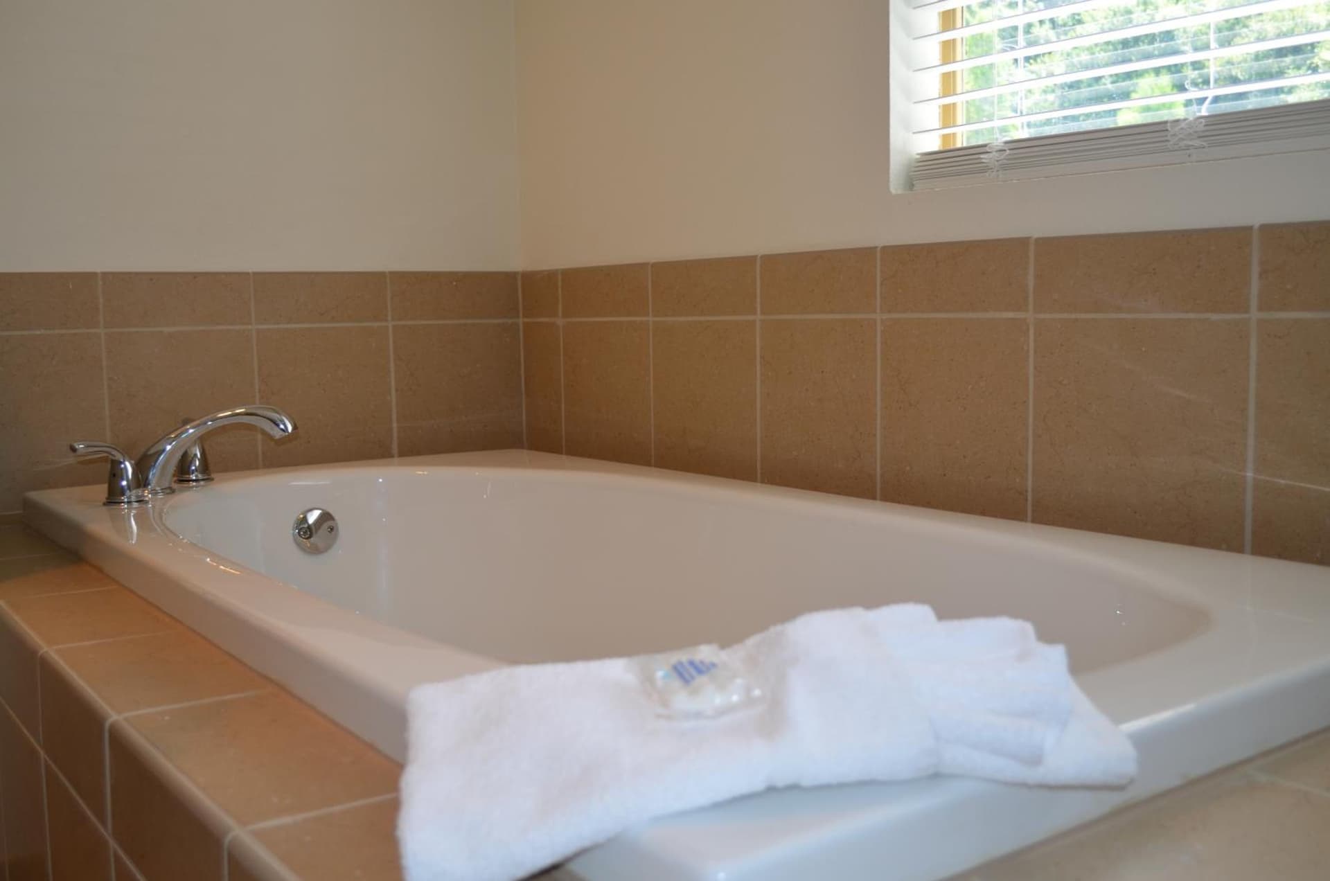 Comfort Suites Baton Rouge South I-10 gallery photo in Baton Rouge, LA — image 60