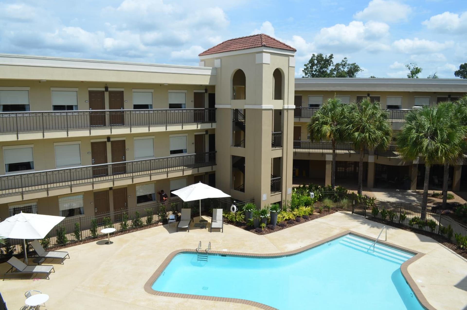 Comfort Suites Baton Rouge South I-10 gallery photo in Baton Rouge, LA — image 45