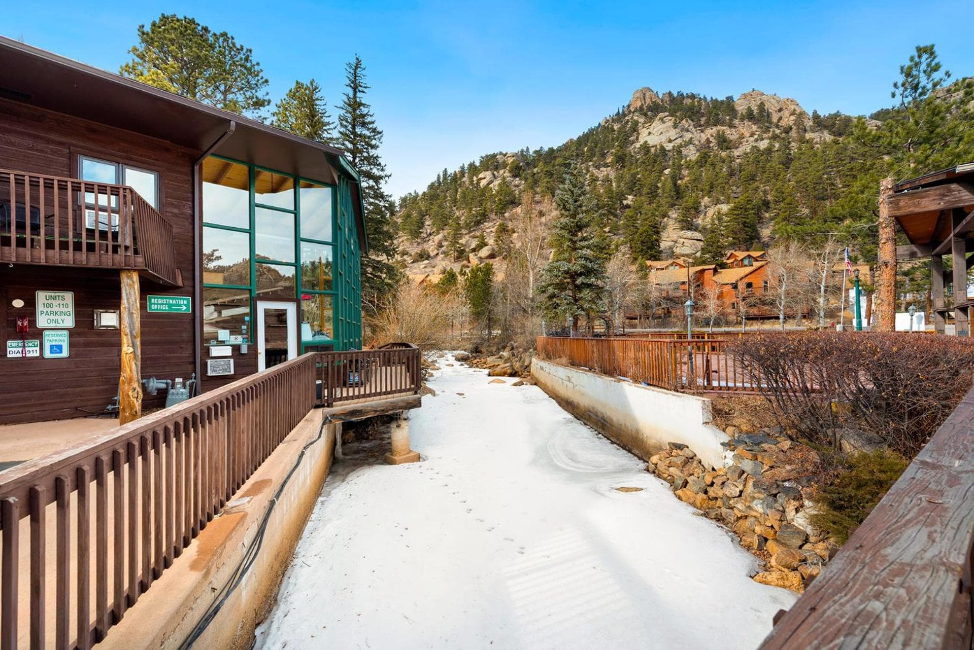 Nicky's Resort interior in Estes Park, CO — gallery photo 2