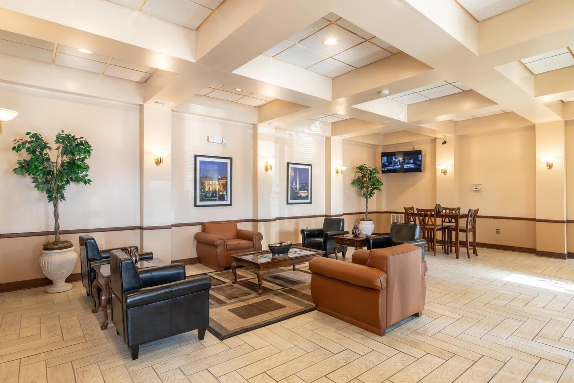 Master Suites Hotel property views in Waldorf, MD — gallery photo 3