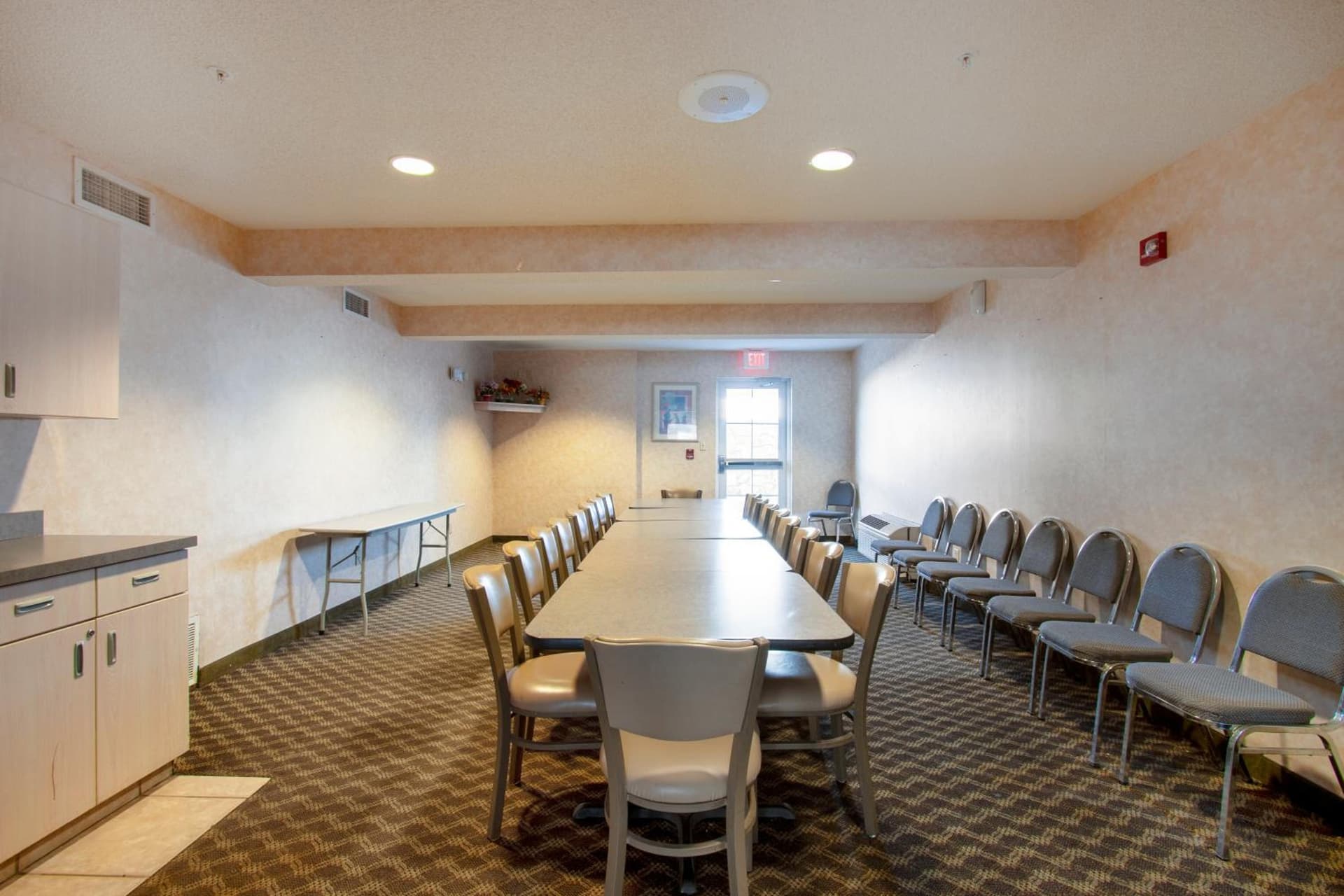 Motel 6-El Paso, TX - Southeast gallery photo in El Paso, TX — image 4
