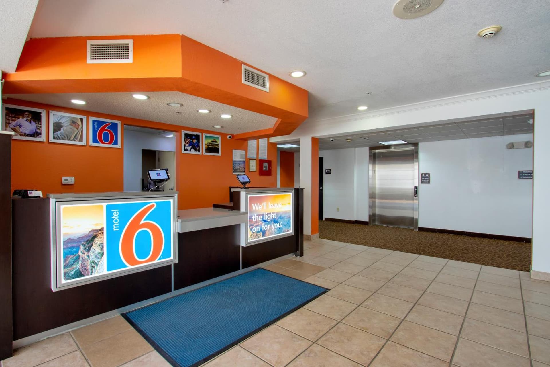 Motel 6-El Paso, TX - Southeast gallery photo in El Paso, TX — image 52