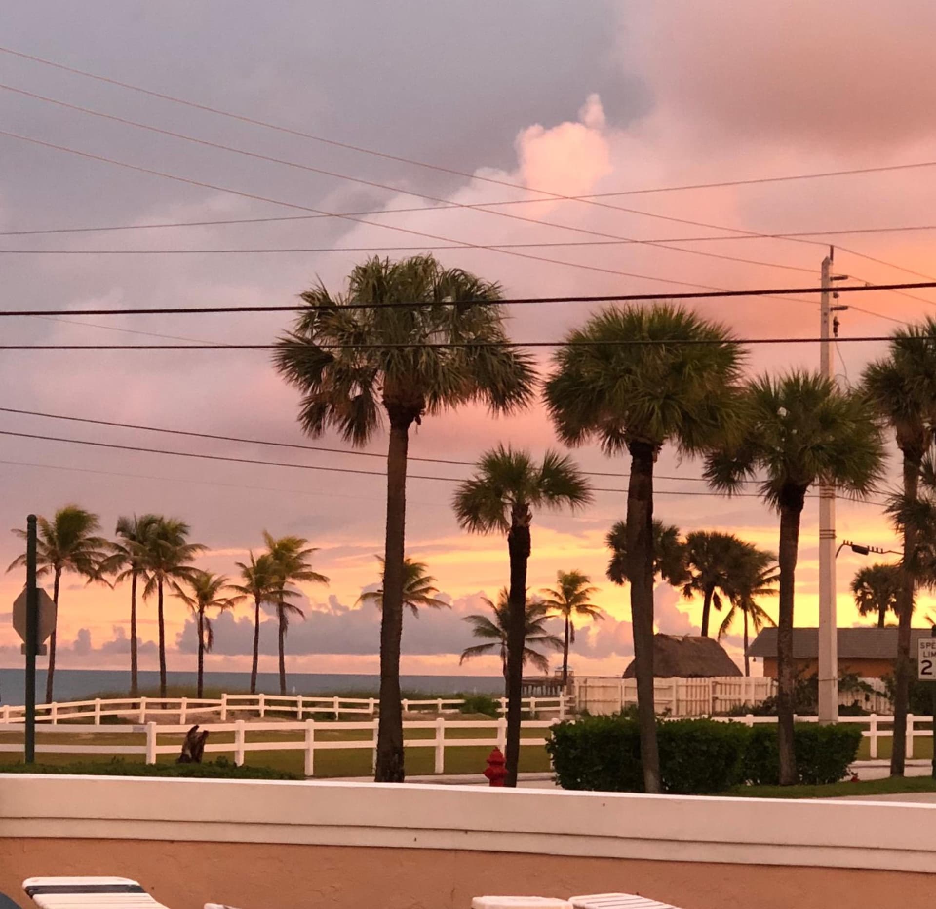 Coral Key Inn property views in Fort Lauderdale, FL — gallery photo 3