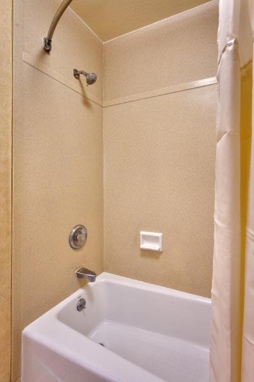 Cortona Inn and Suites Anaheim Resort gallery photo in Anaheim, CA — image 19