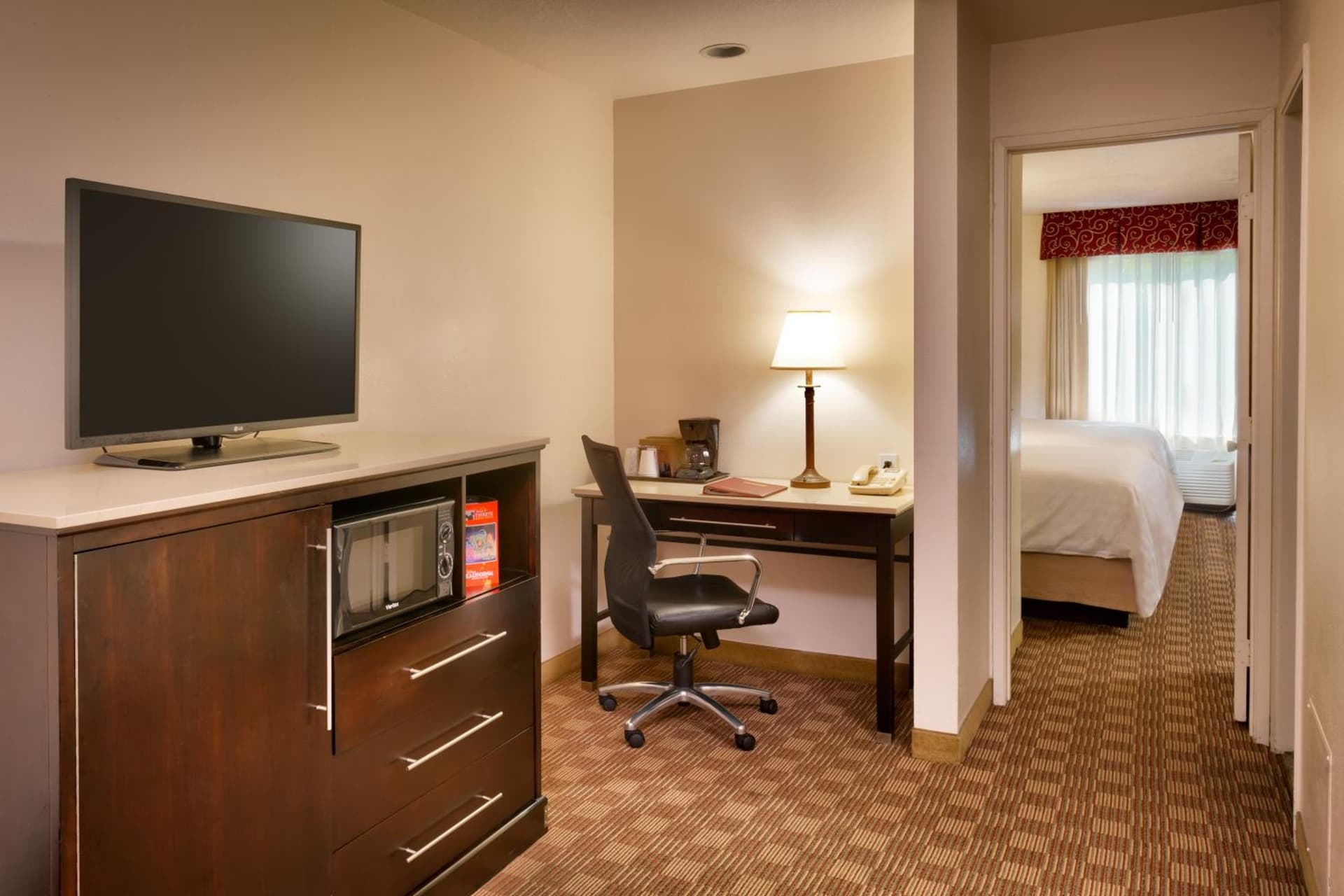 Cortona Inn and Suites Anaheim Resort gallery photo in Anaheim, CA — image 27