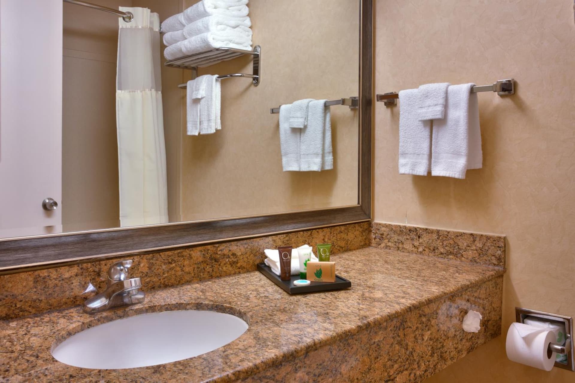 Cortona Inn and Suites Anaheim Resort gallery photo in Anaheim, CA — image 30