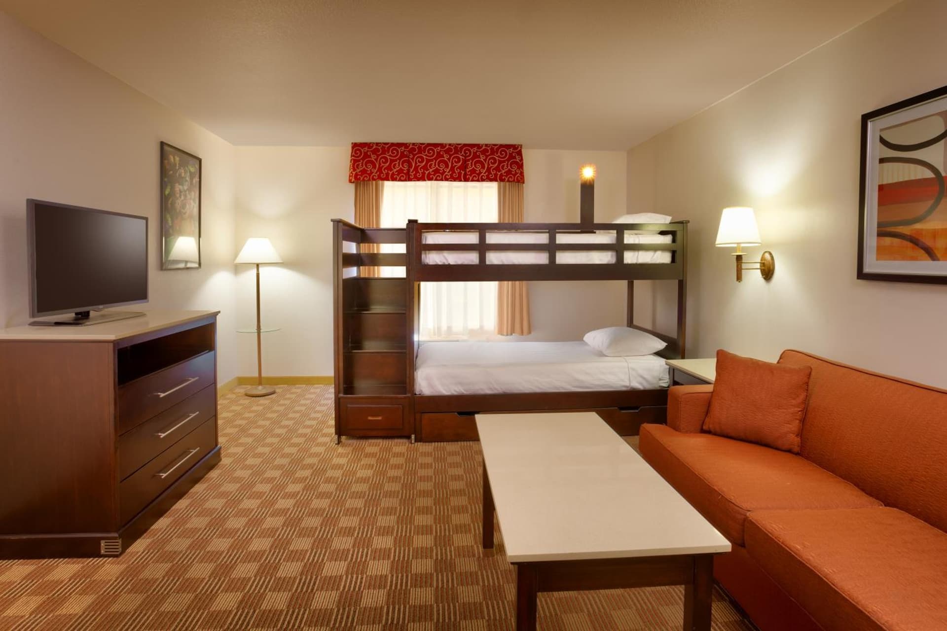 Cortona Inn and Suites Anaheim Resort gallery photo in Anaheim, CA — image 8